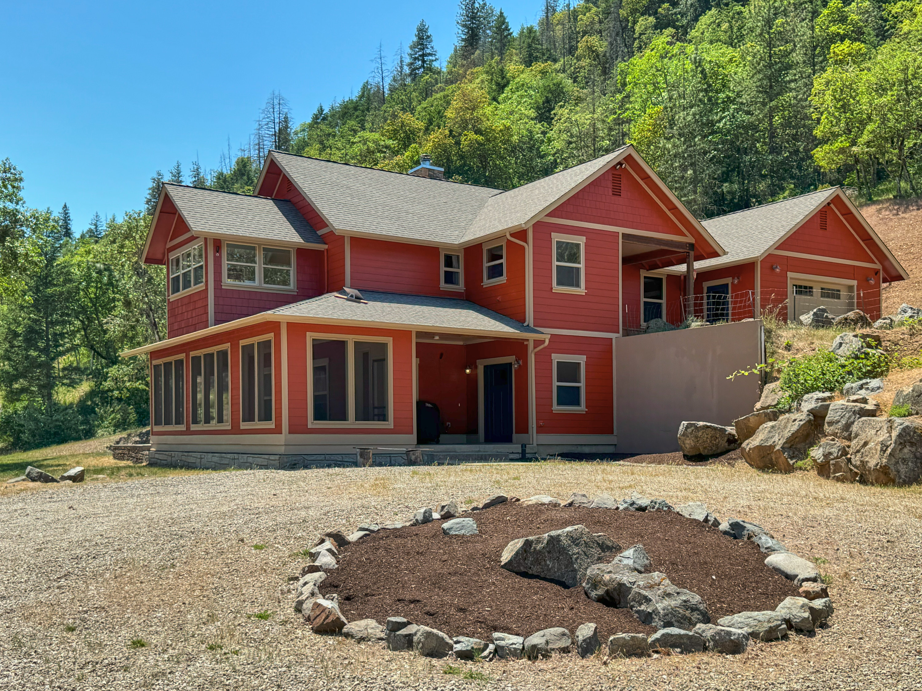 Listing Image 6