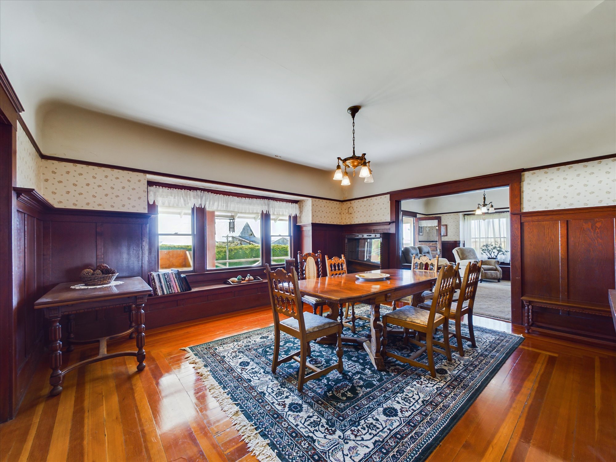 Listing Image 18