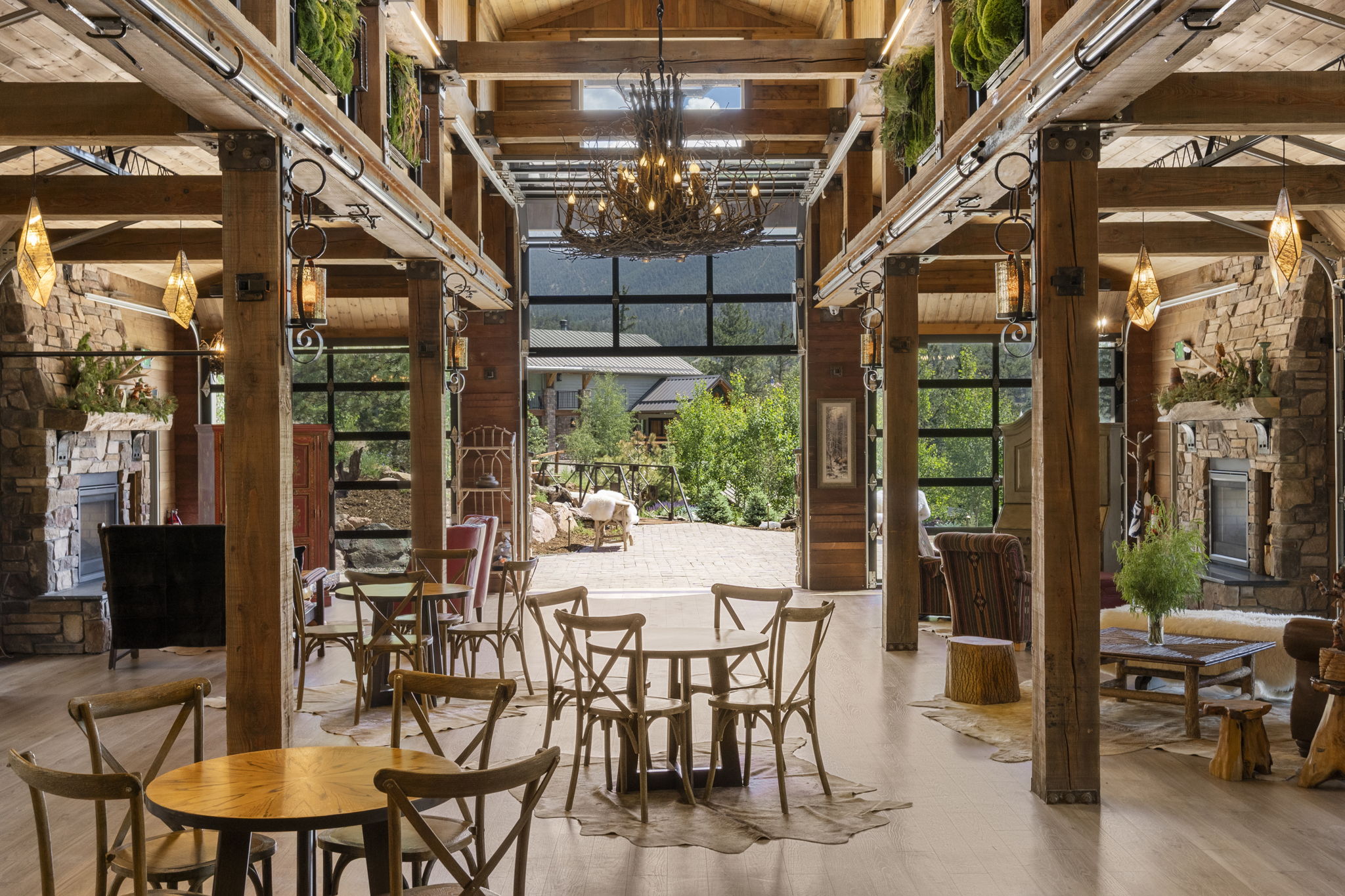 Bison Peak Lodge at Puma Hills
