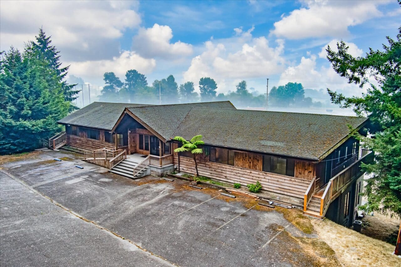 Smith River Lodge
