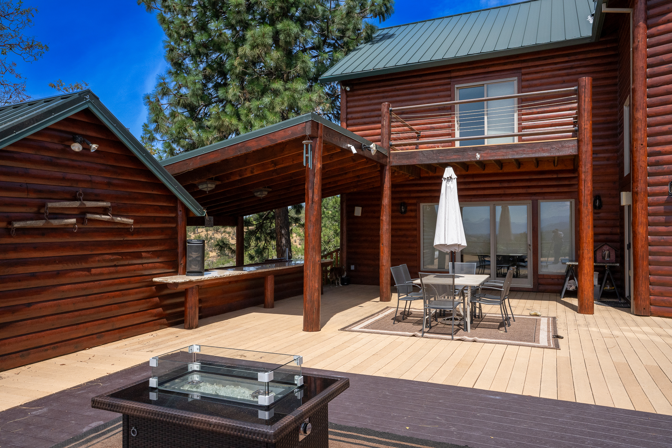 Listing Image 80