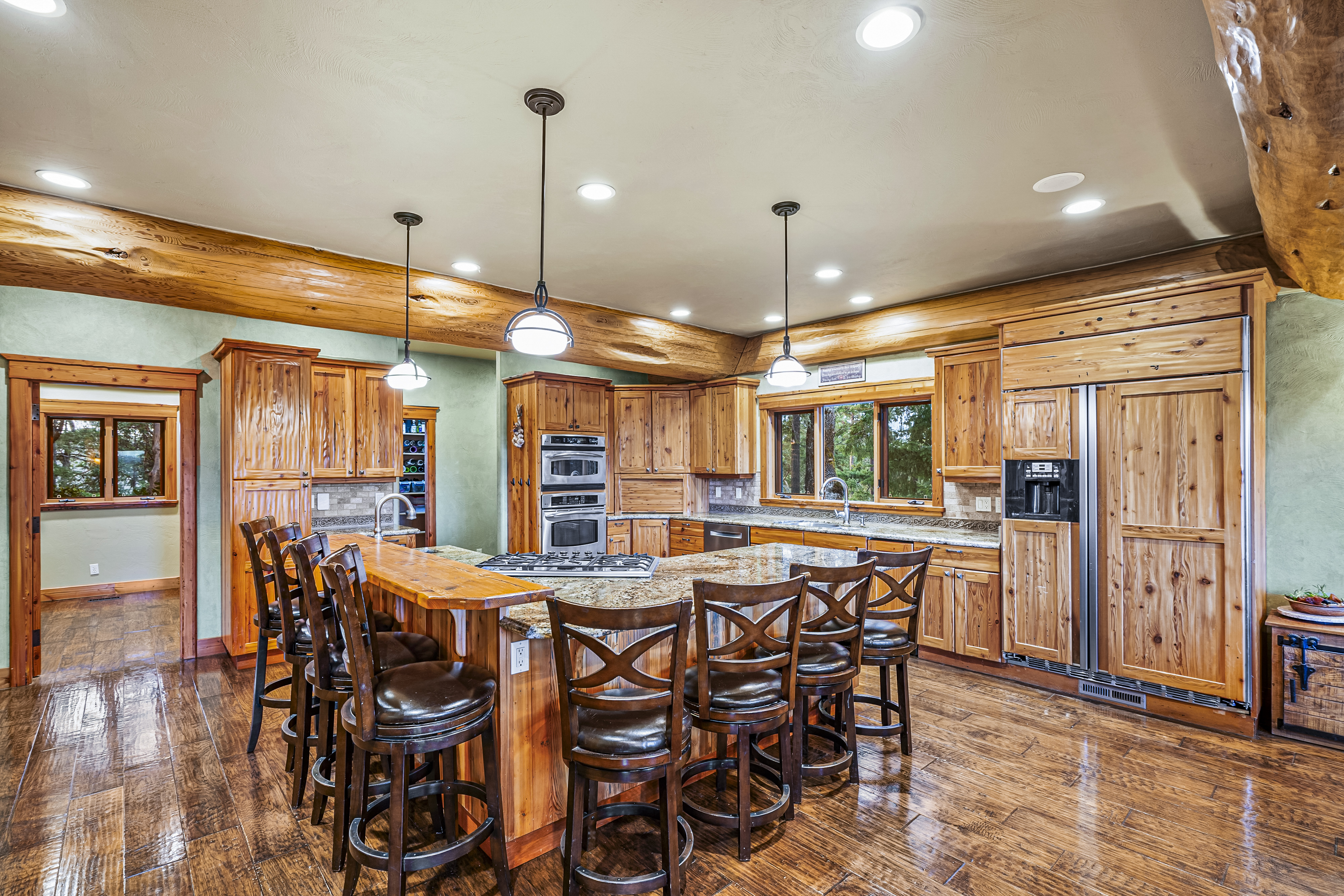 500 Westridge Lane