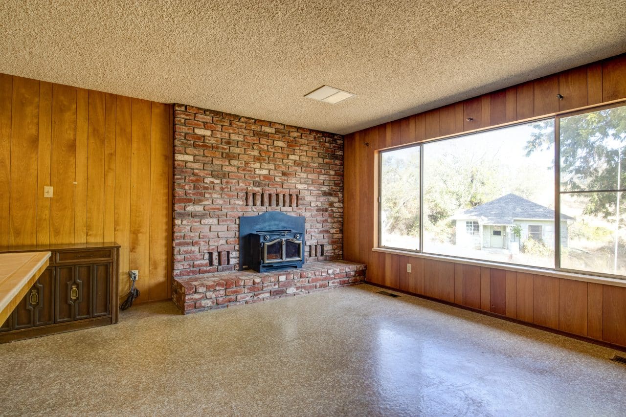 Listing Image 64
