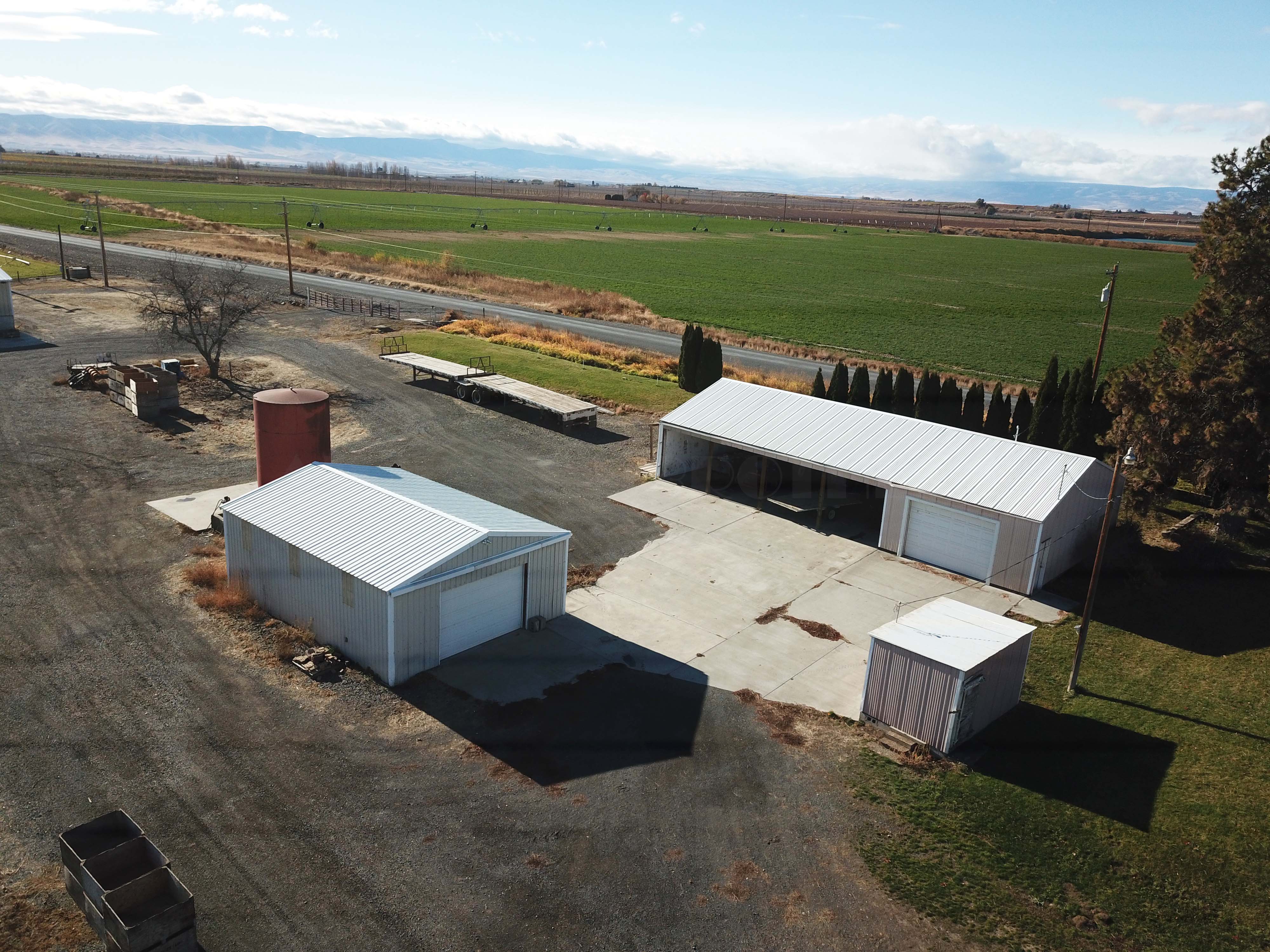 Apple Orchard w Equipment, House and Shops!