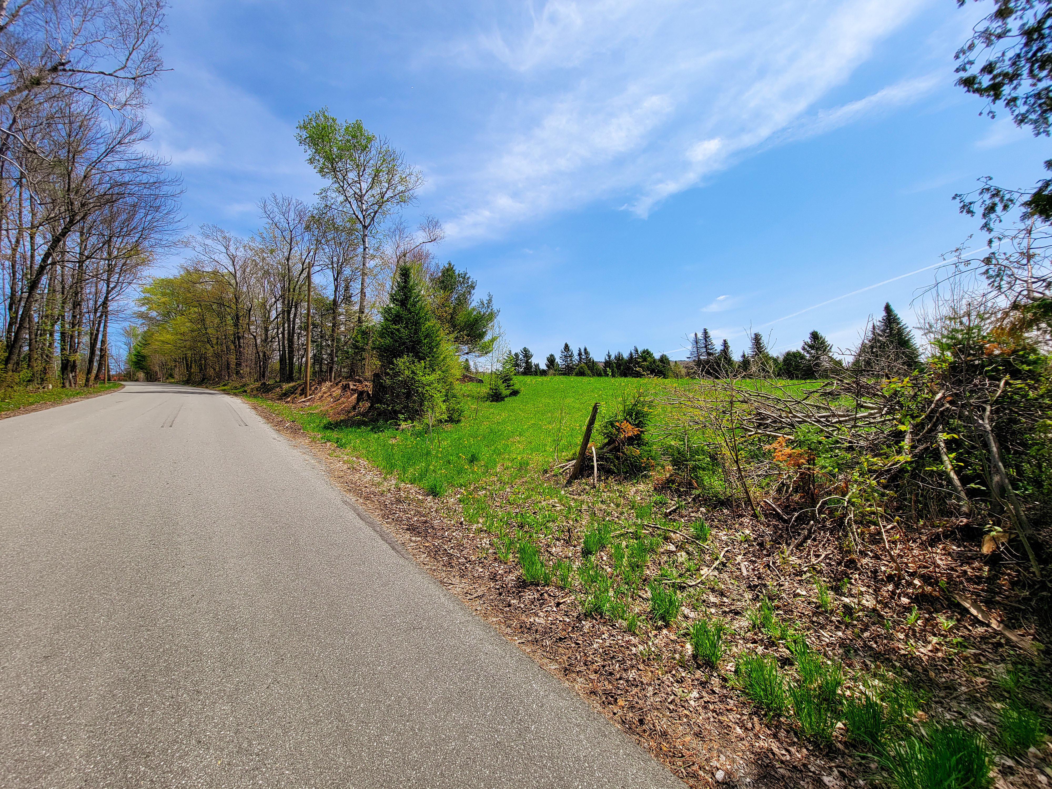 350 Hinton Hill Rd - Westmore