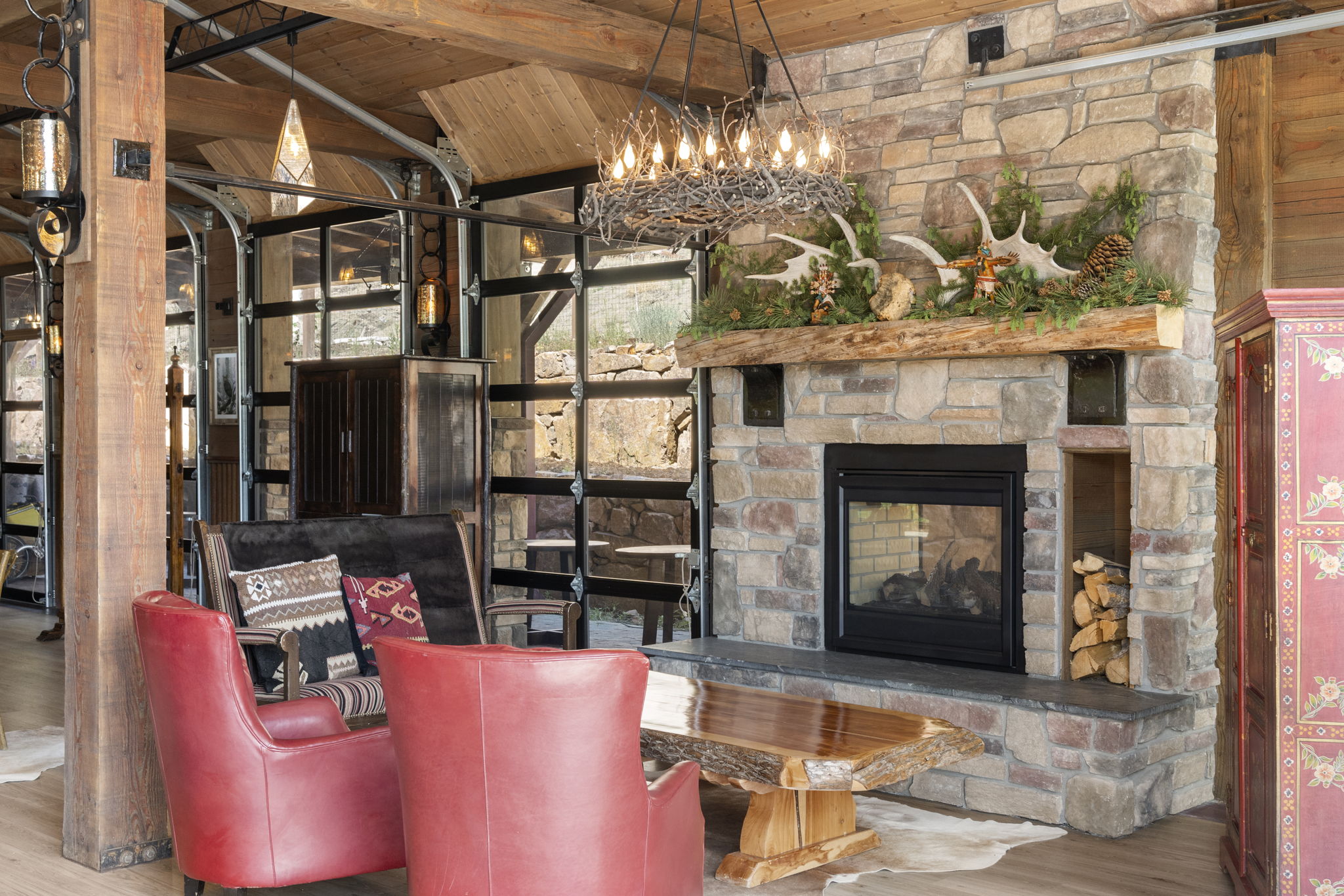 Bison Peak Lodge at Puma Hills