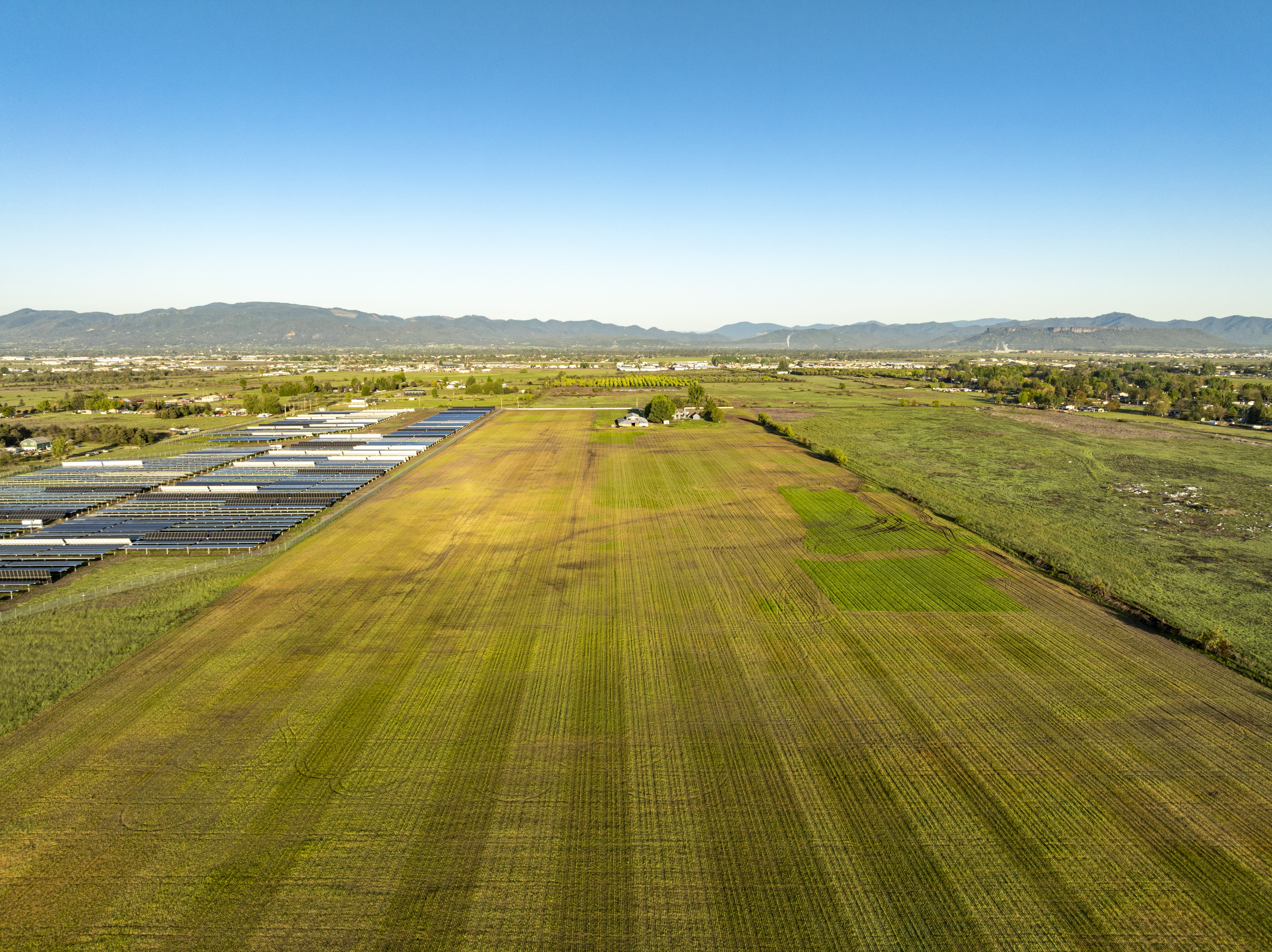 Mountain View Acres - 5900 McLoughlin Drive