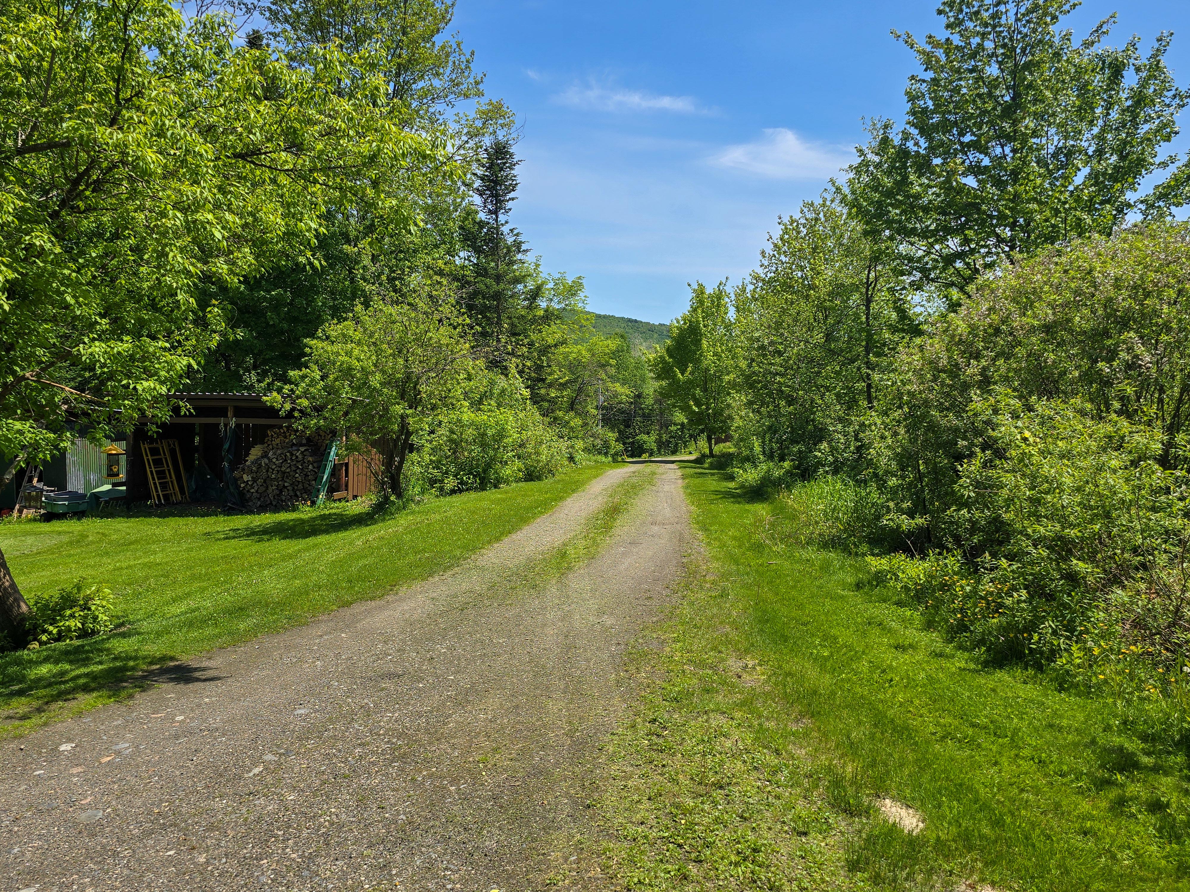 150 Spur Rd - Bloomfield