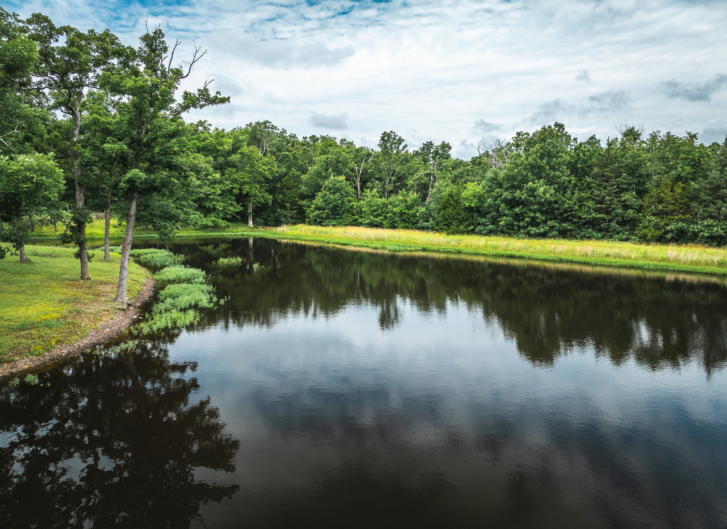Pleasant Ridge Lake & Home