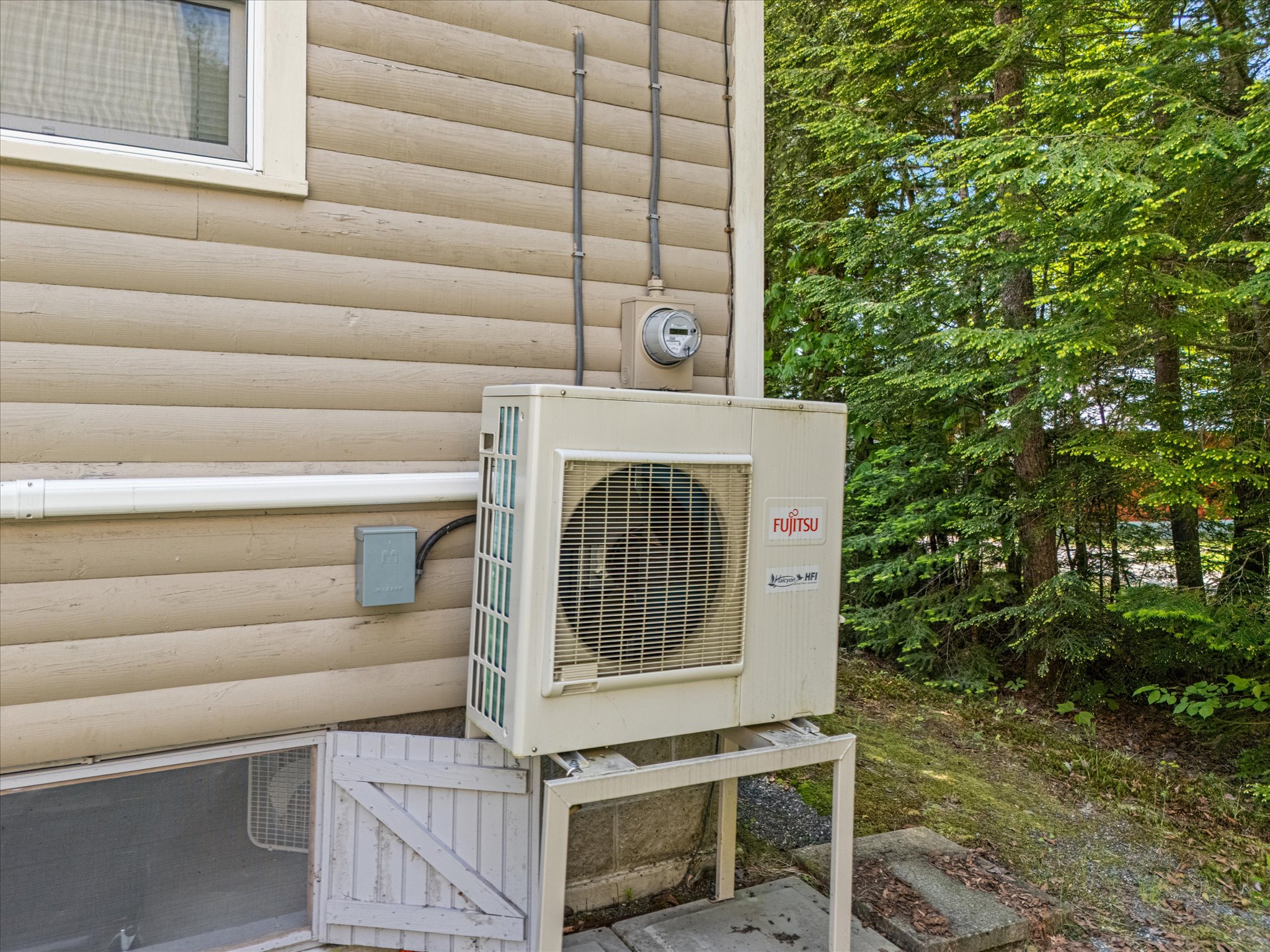 Listing Image 16