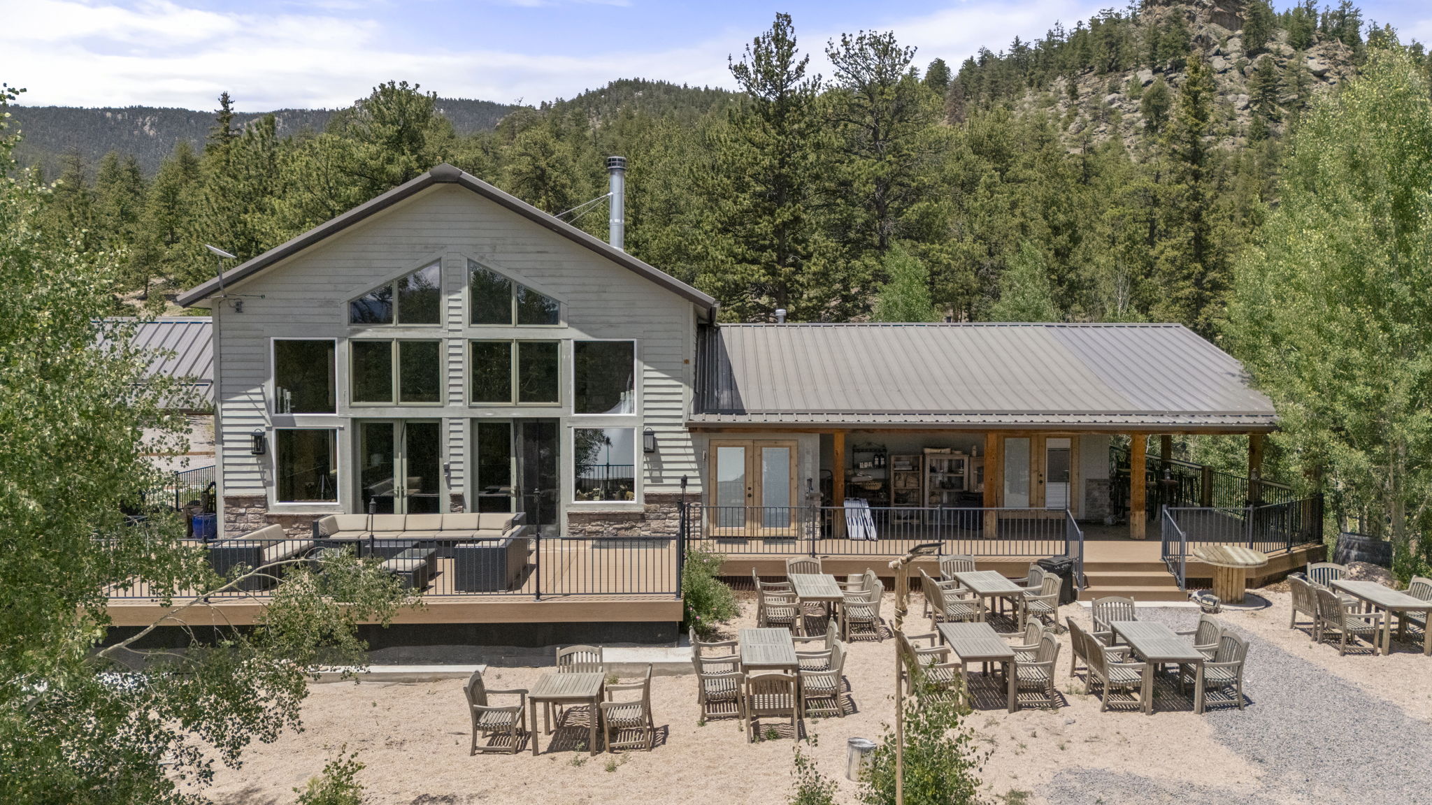 Bison Peak Lodge at Puma Hills