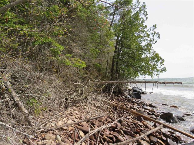 Lake Superior Waterfront 50176291