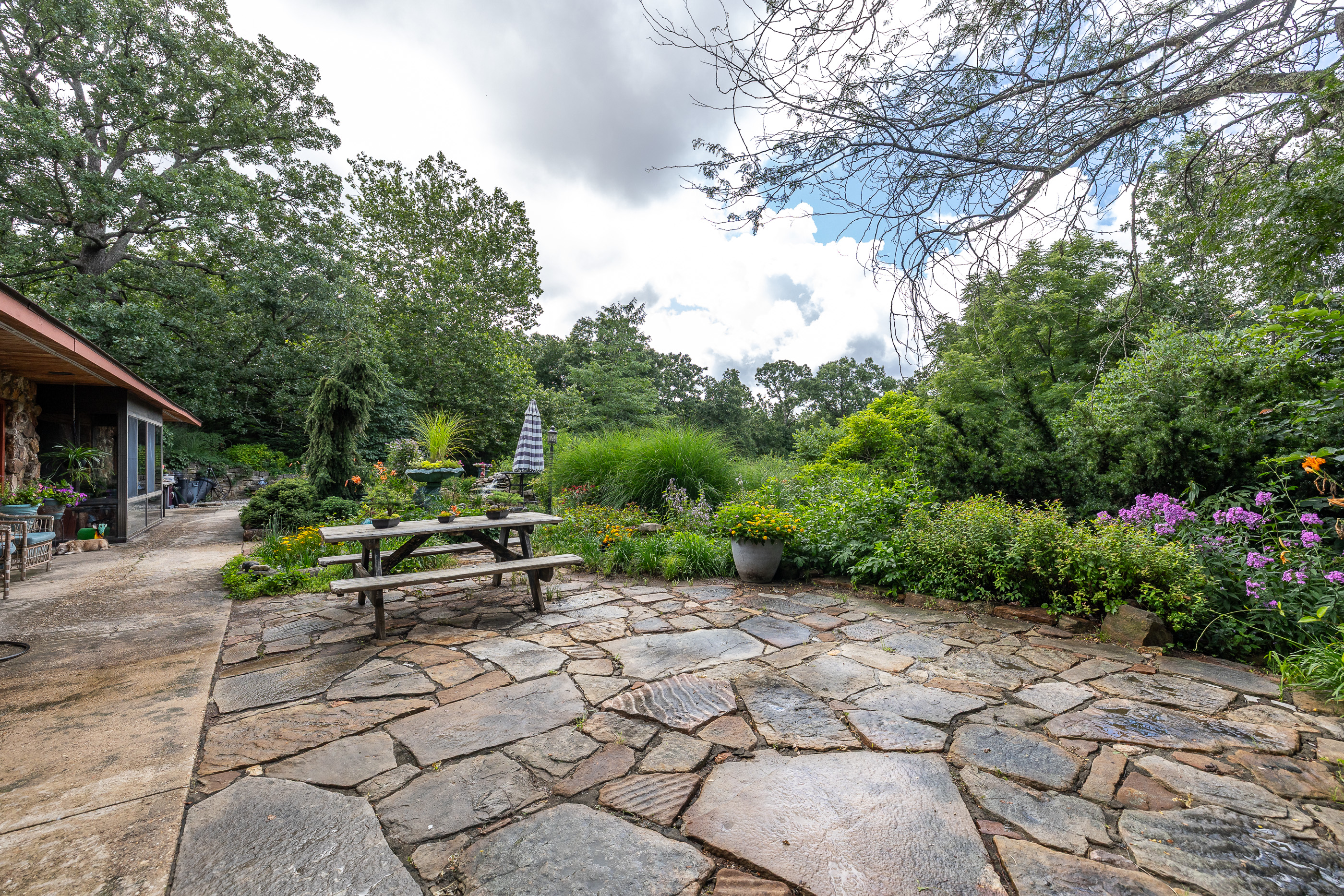 Verdant Bloom Retreat