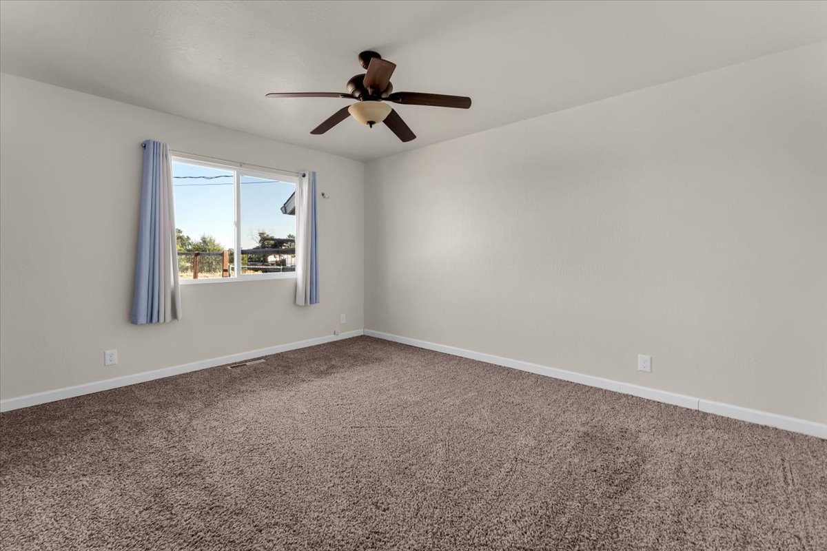 Listing Image 53