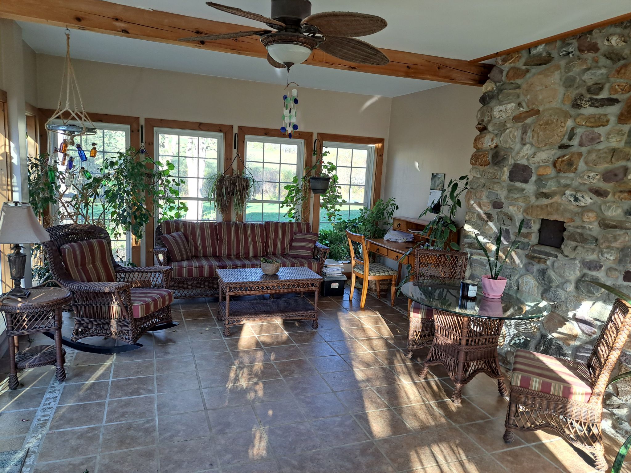 Listing Image 14