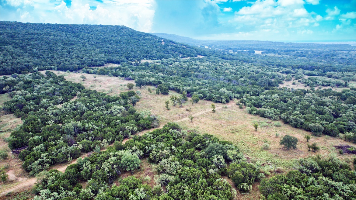 LAKEFRONT LEGACY RANCH