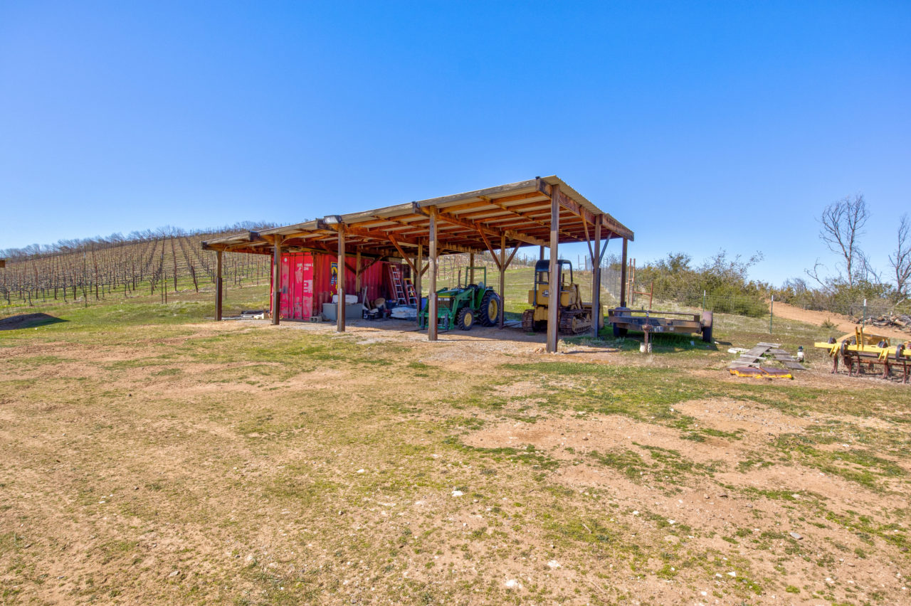 Tailem Bend Ranch and Vineyard