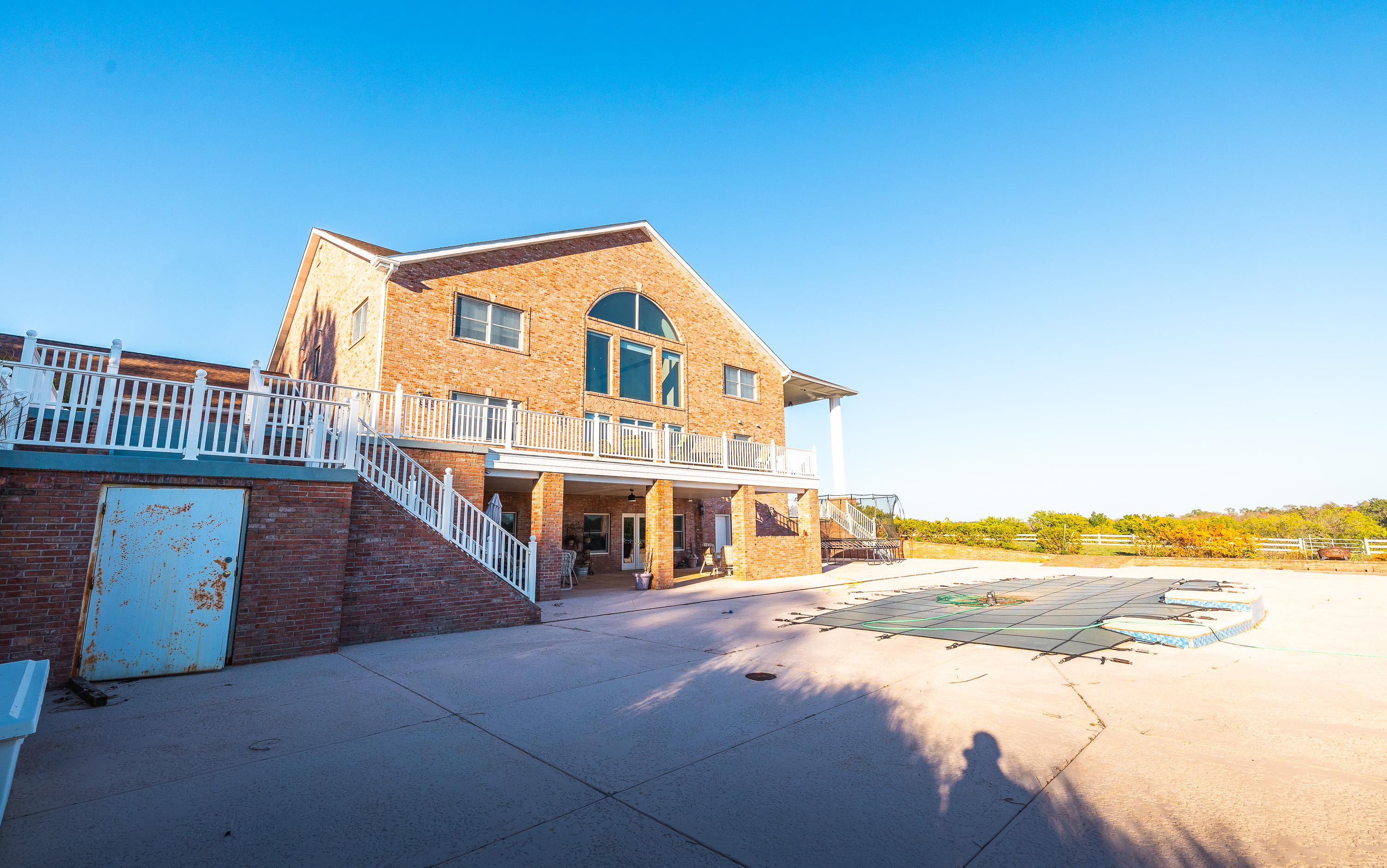 Listing Image 80