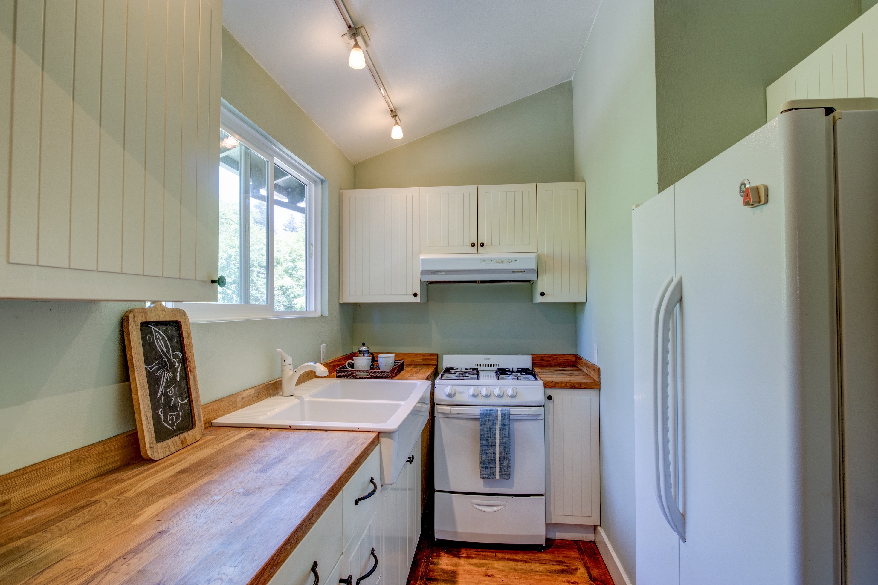 San Gregorio Creekside Farm