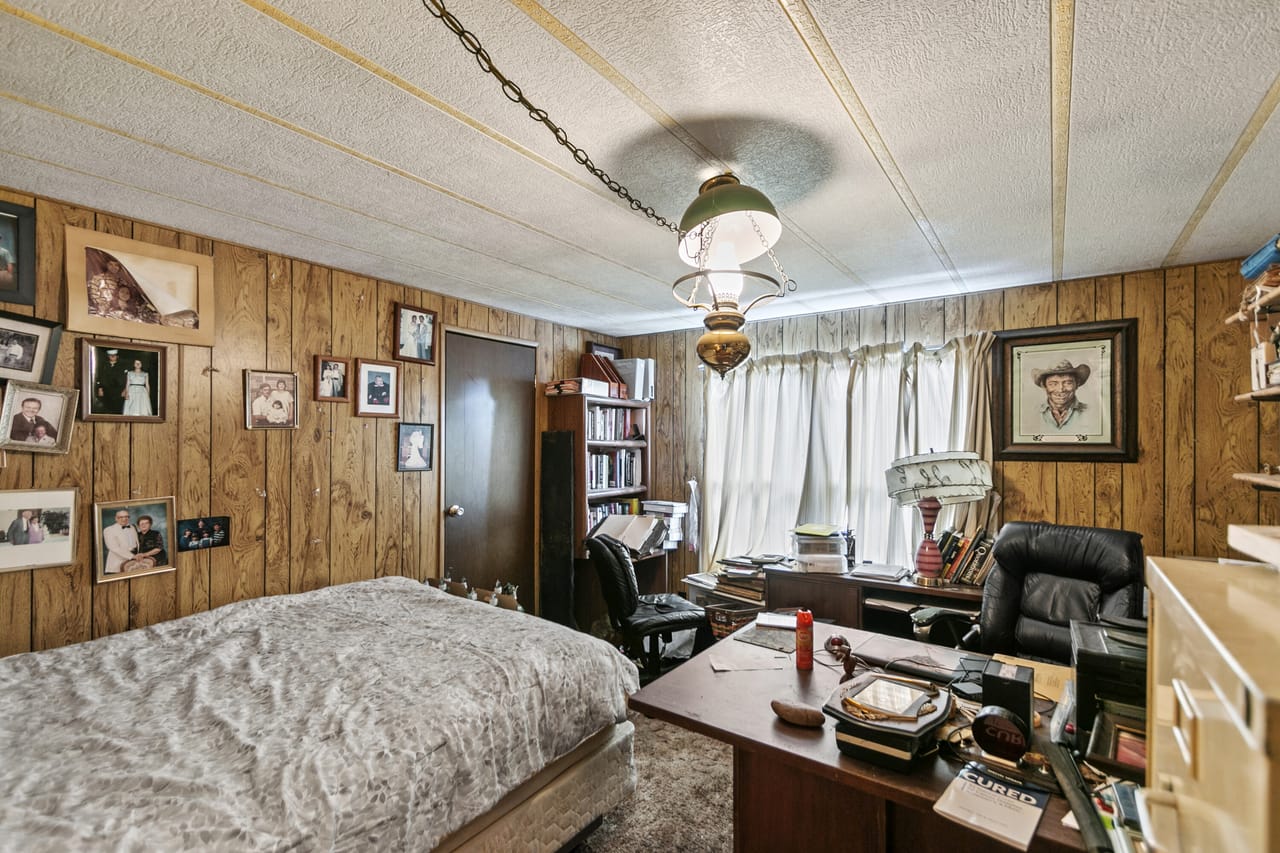 141580 N Hwy 97 - Tranquil Riverfront Home for Sale