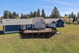 Stunning Lakefront Home Living on Agency Lake 38038 Modoc Point Rd, Chiloquin, OR