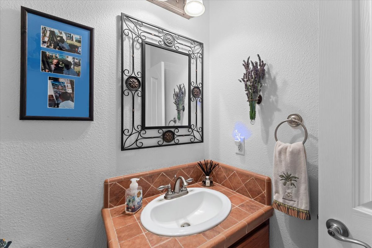 Alger Vineyards and More