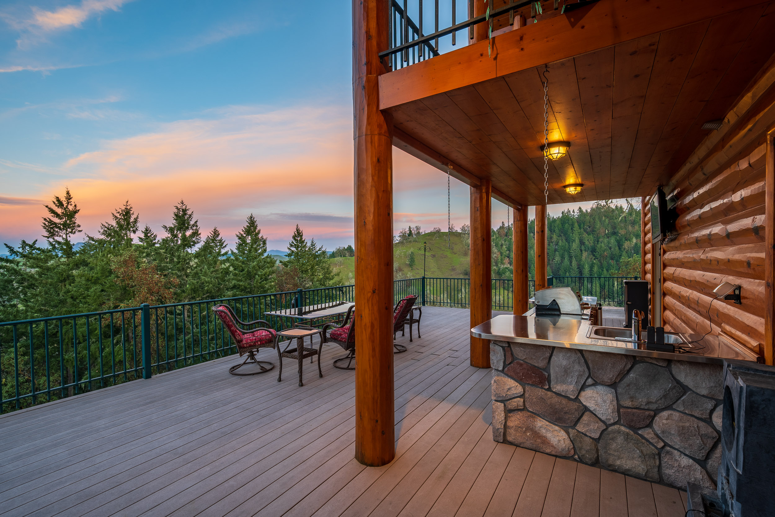 N Umpqua Ranch - 10181 N Umpqua Hwy