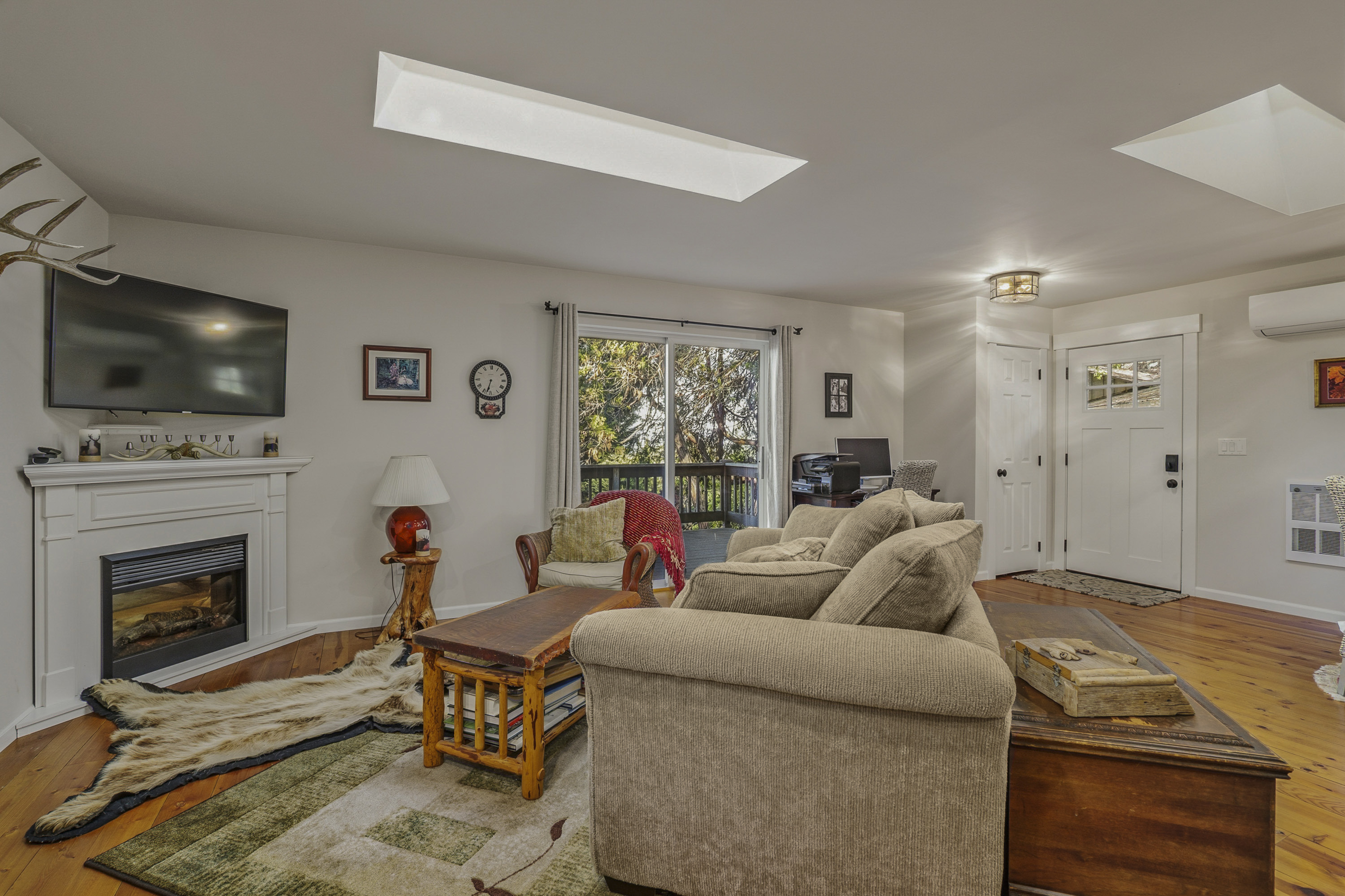 Listing Image 45
