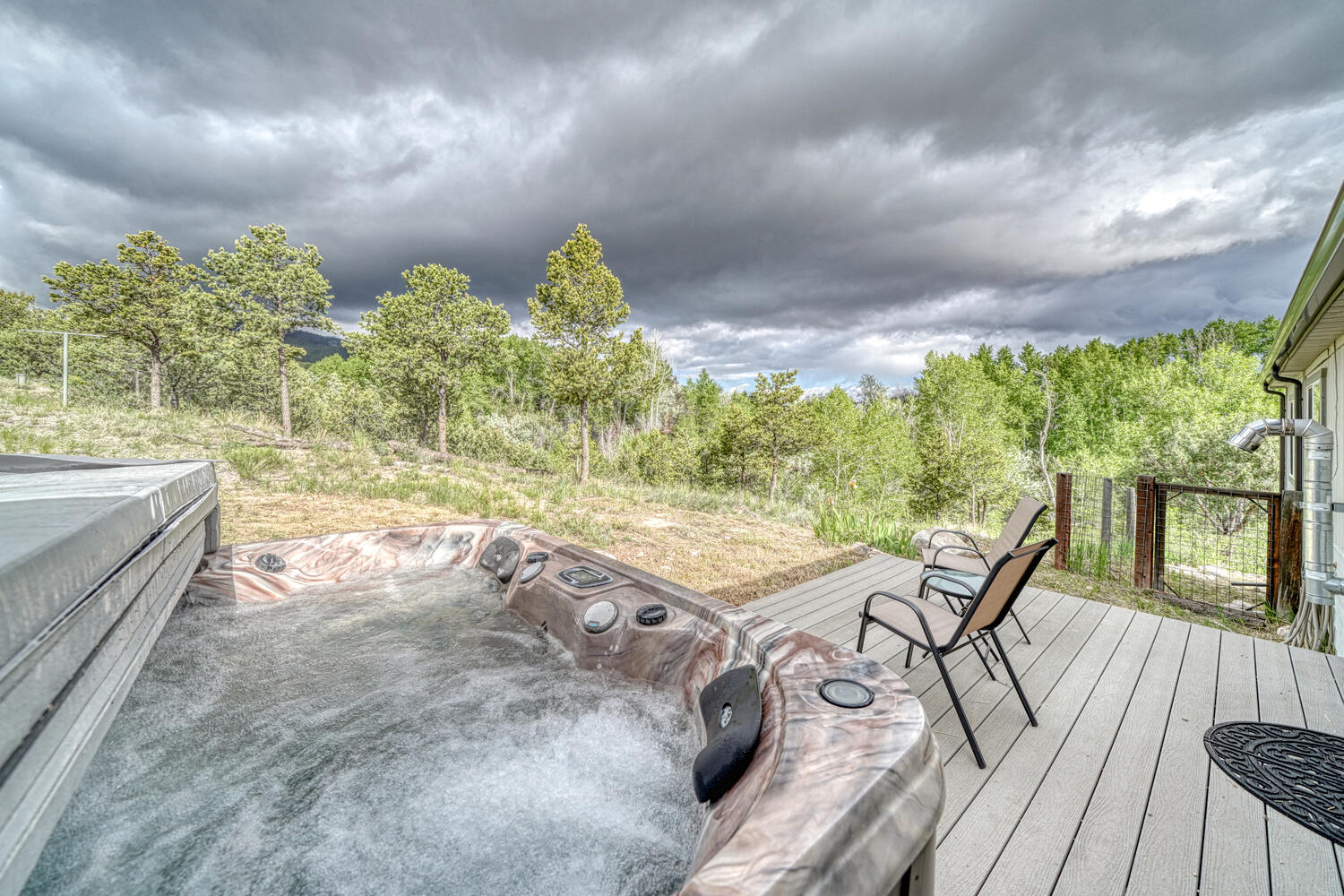 A true Colorado Mountain retreat!