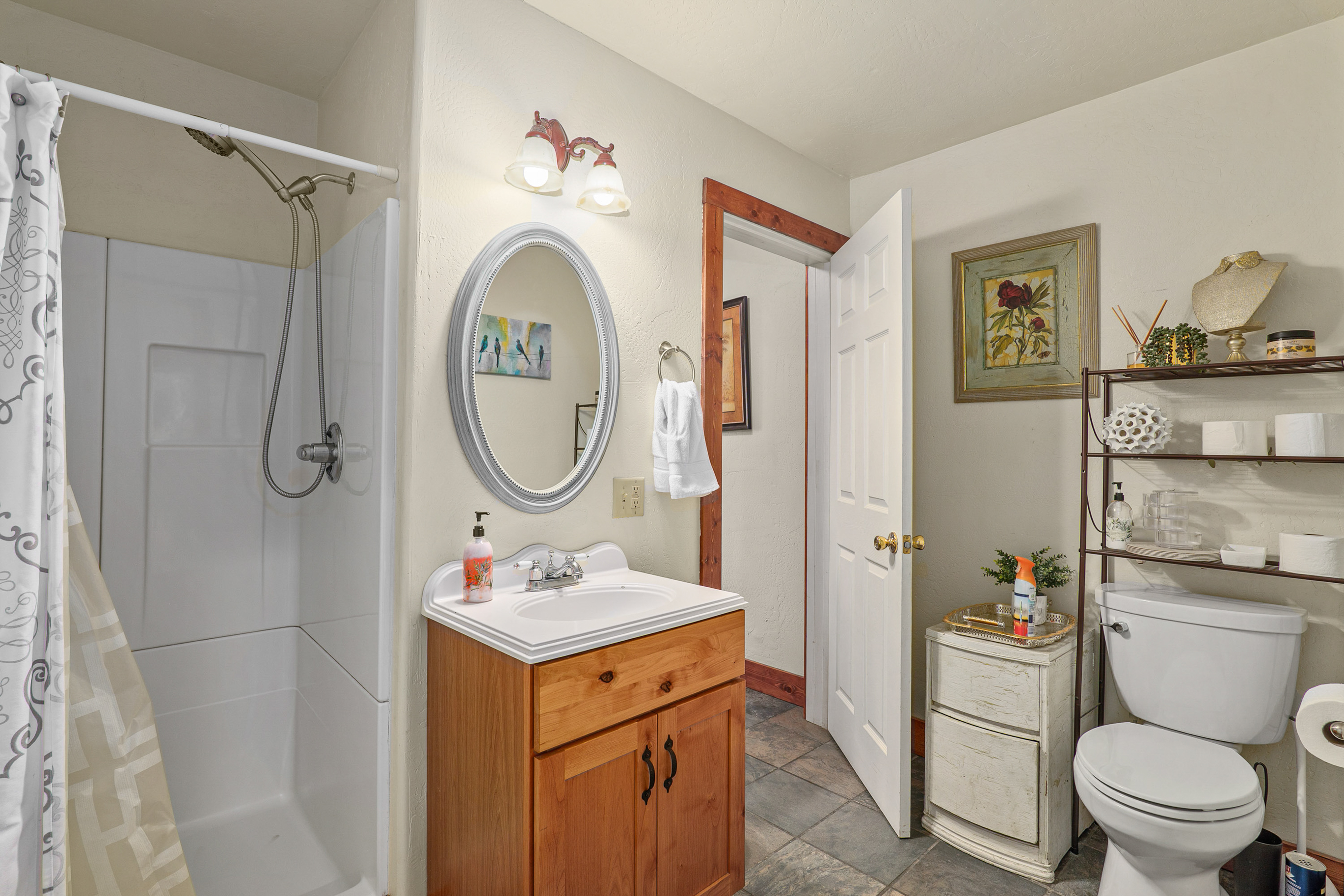 Applegate River Retreat - 11677 Hwy 238