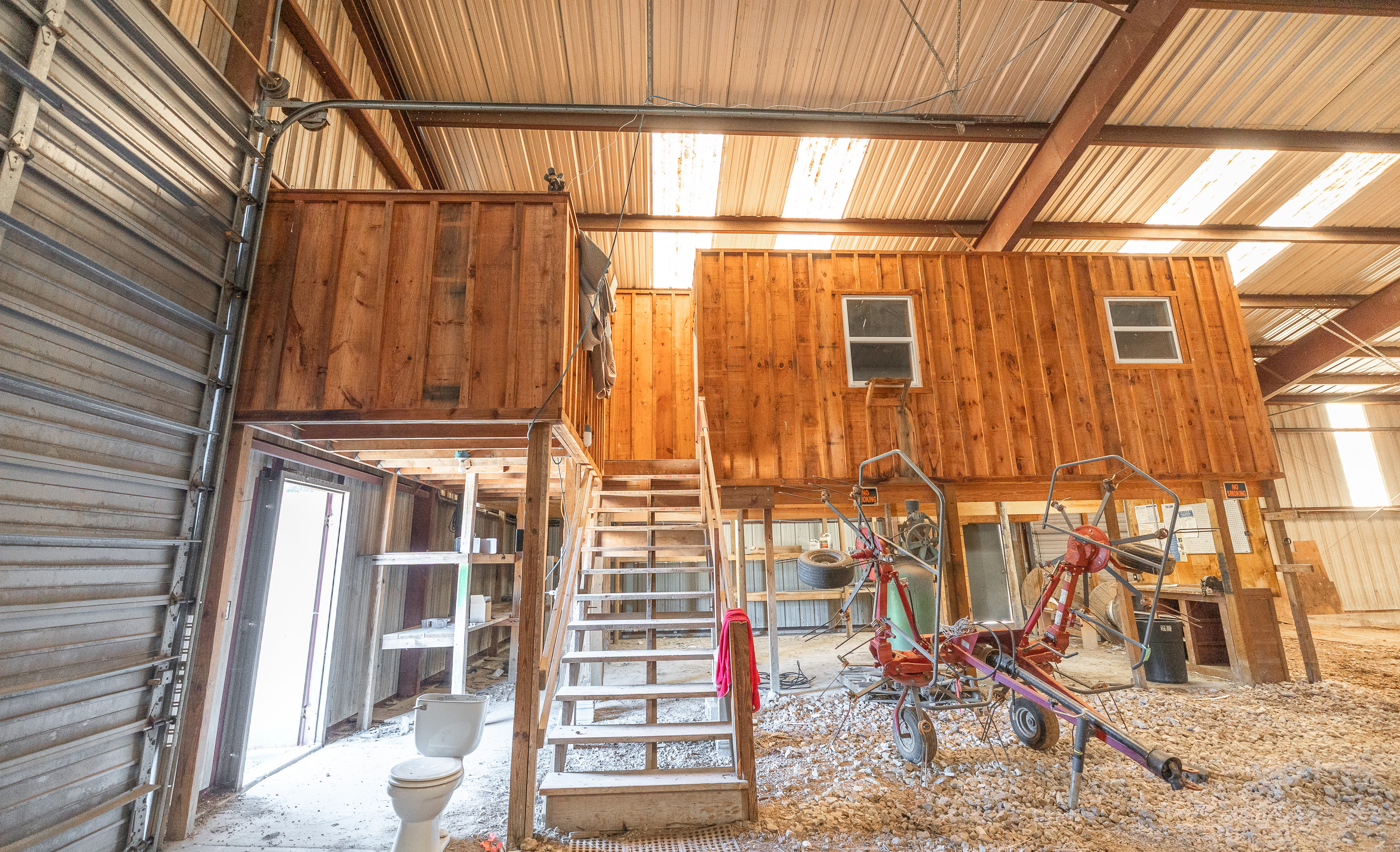 Listing Image 10