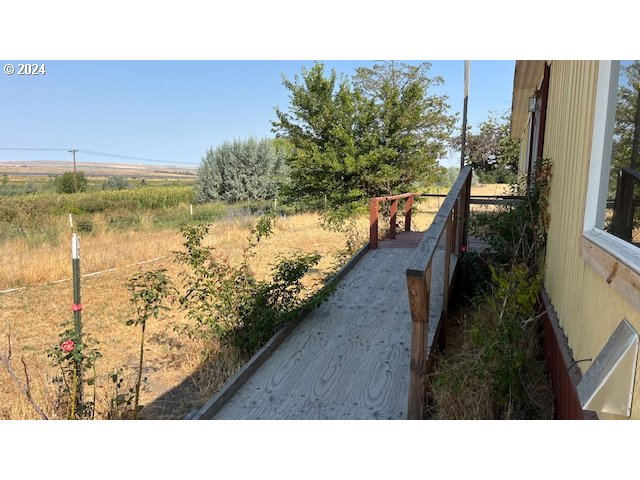 Irrigated ground/Exceptional Duck Hunting Grounds with buildable lots for a hunting retreat.