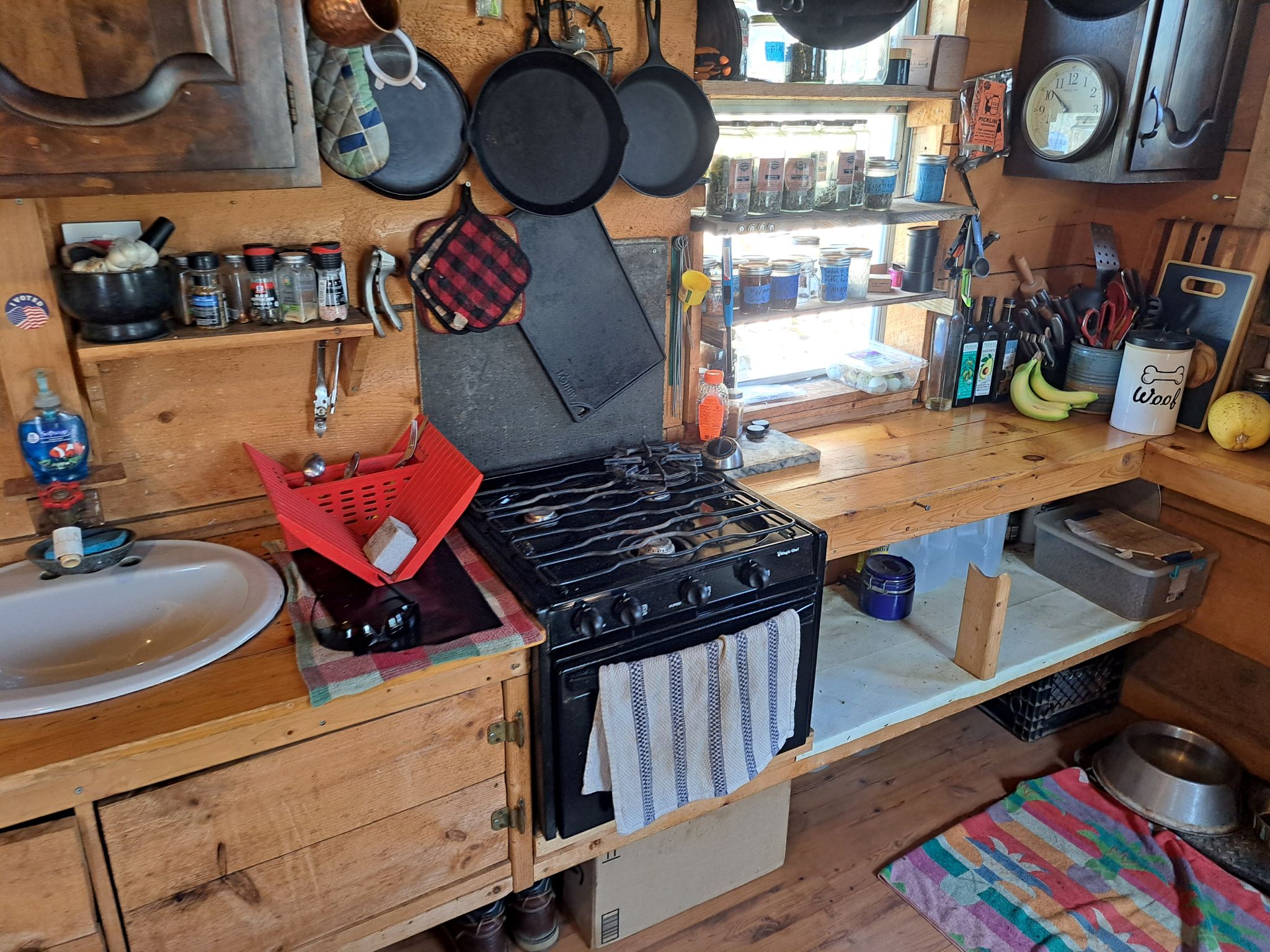 Listing Image 10