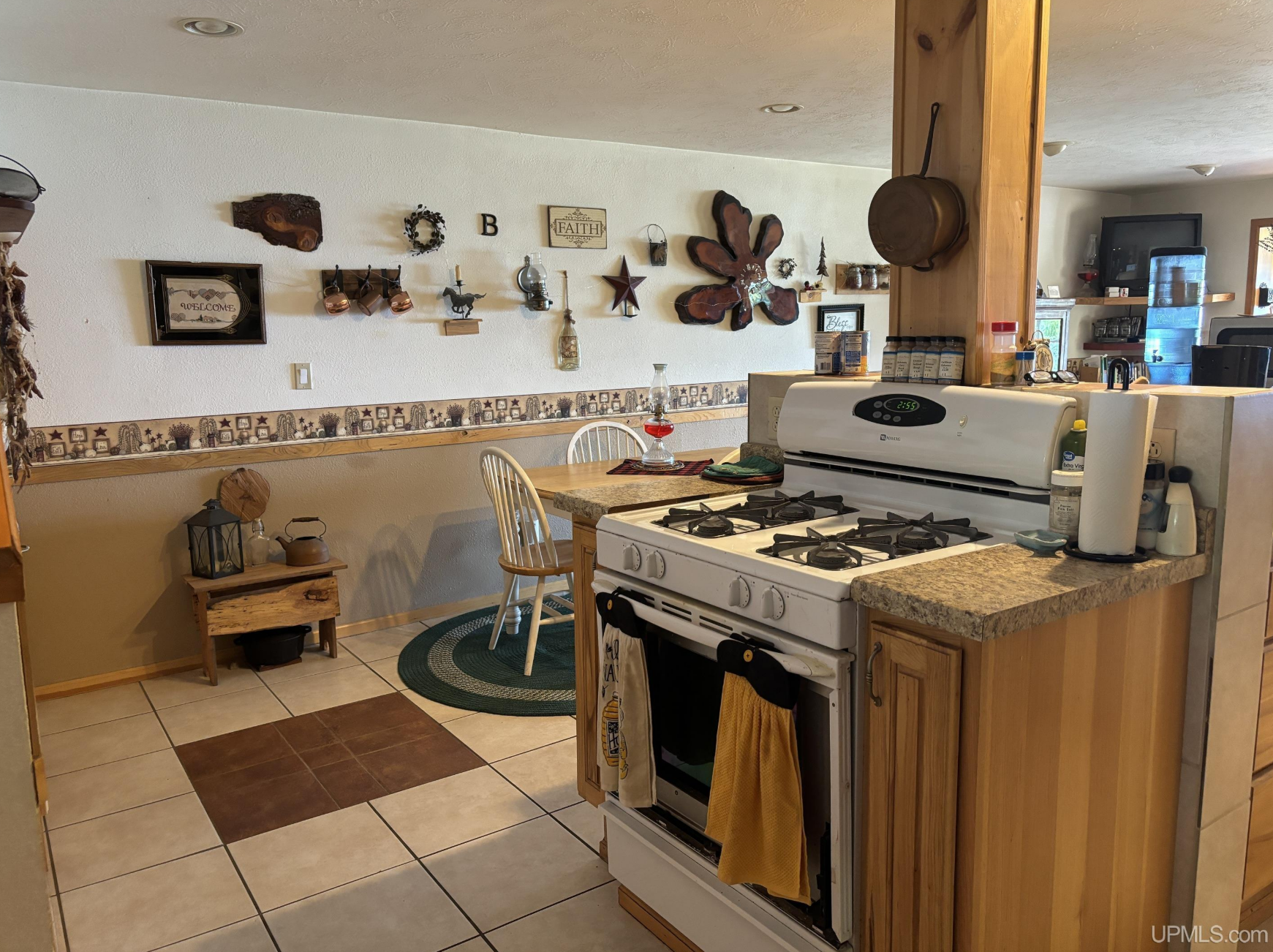Listing Image 26
