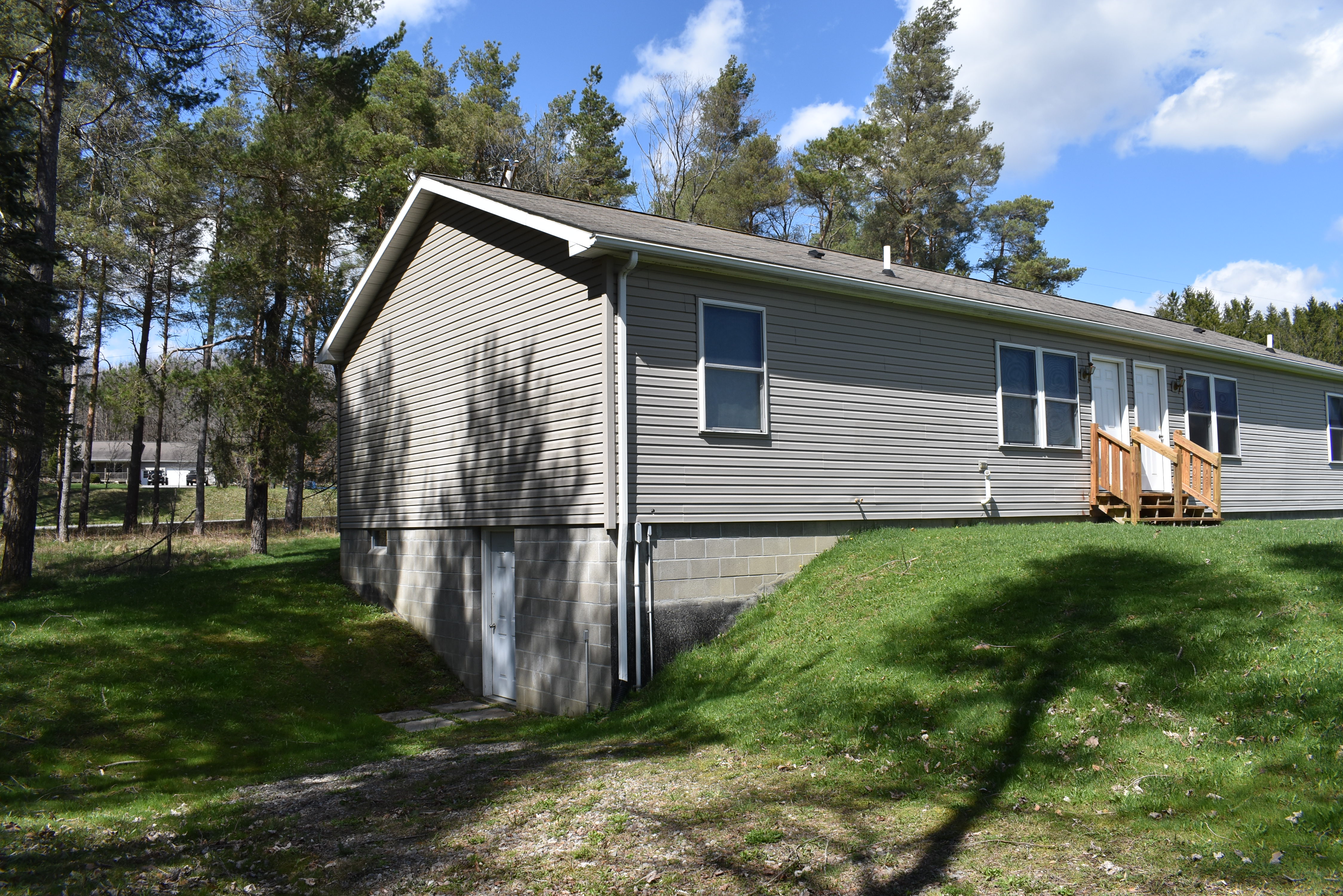 Listing Image 8
