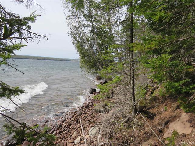 Lake Superior Waterfront 50176291