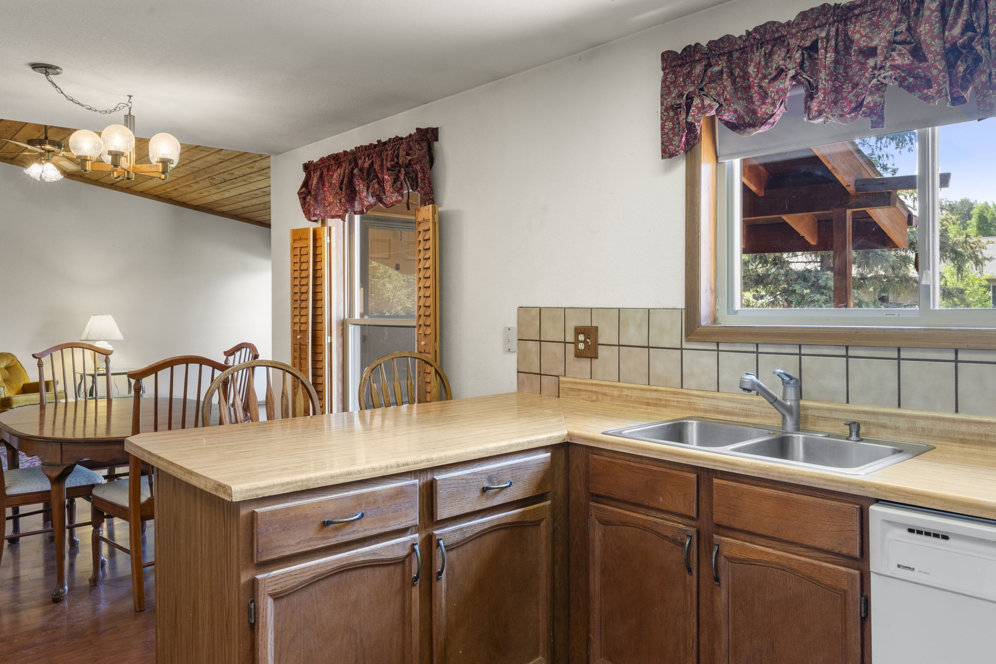 1908 Valley View Drive - Woodland Park