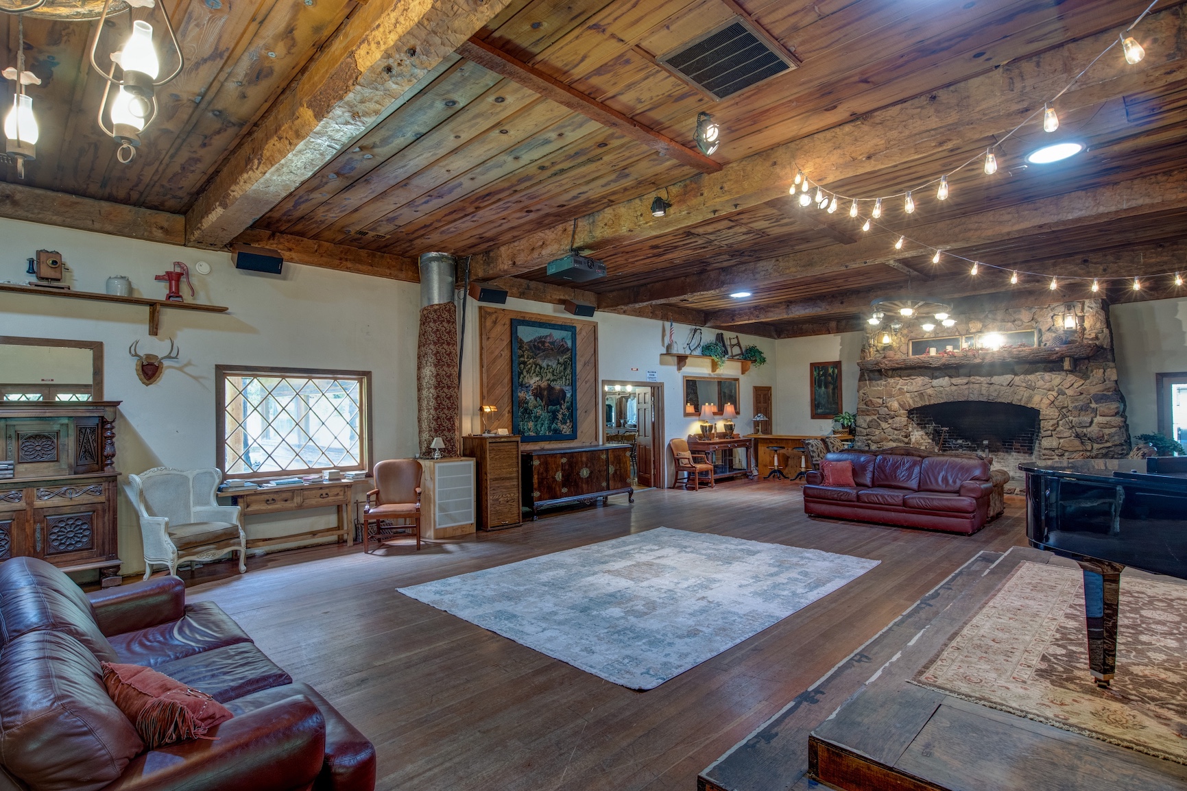 Camp Nelson Lodge