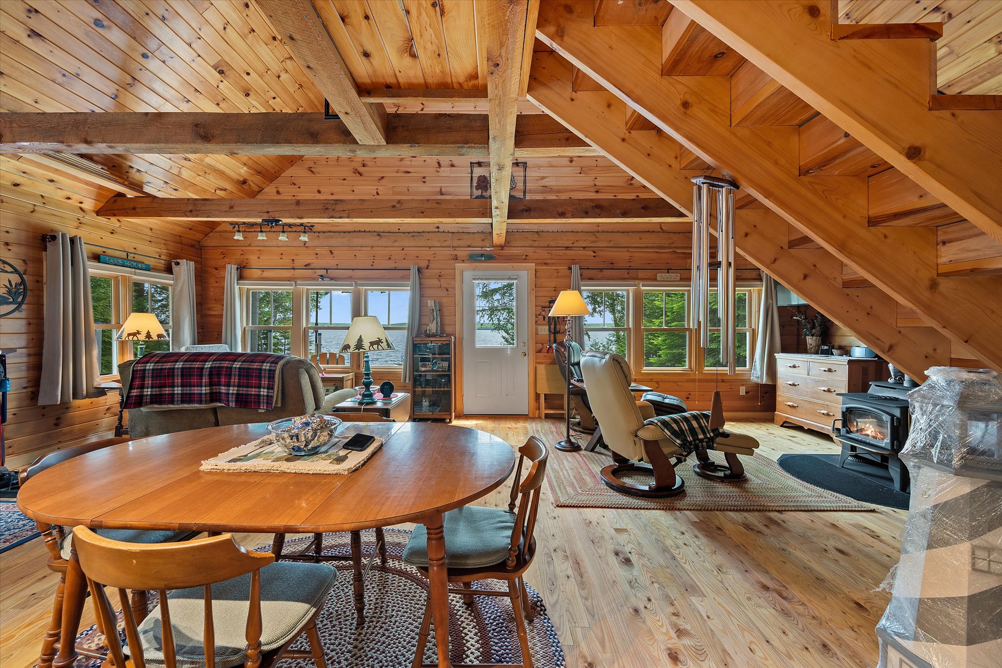Listing Image 19