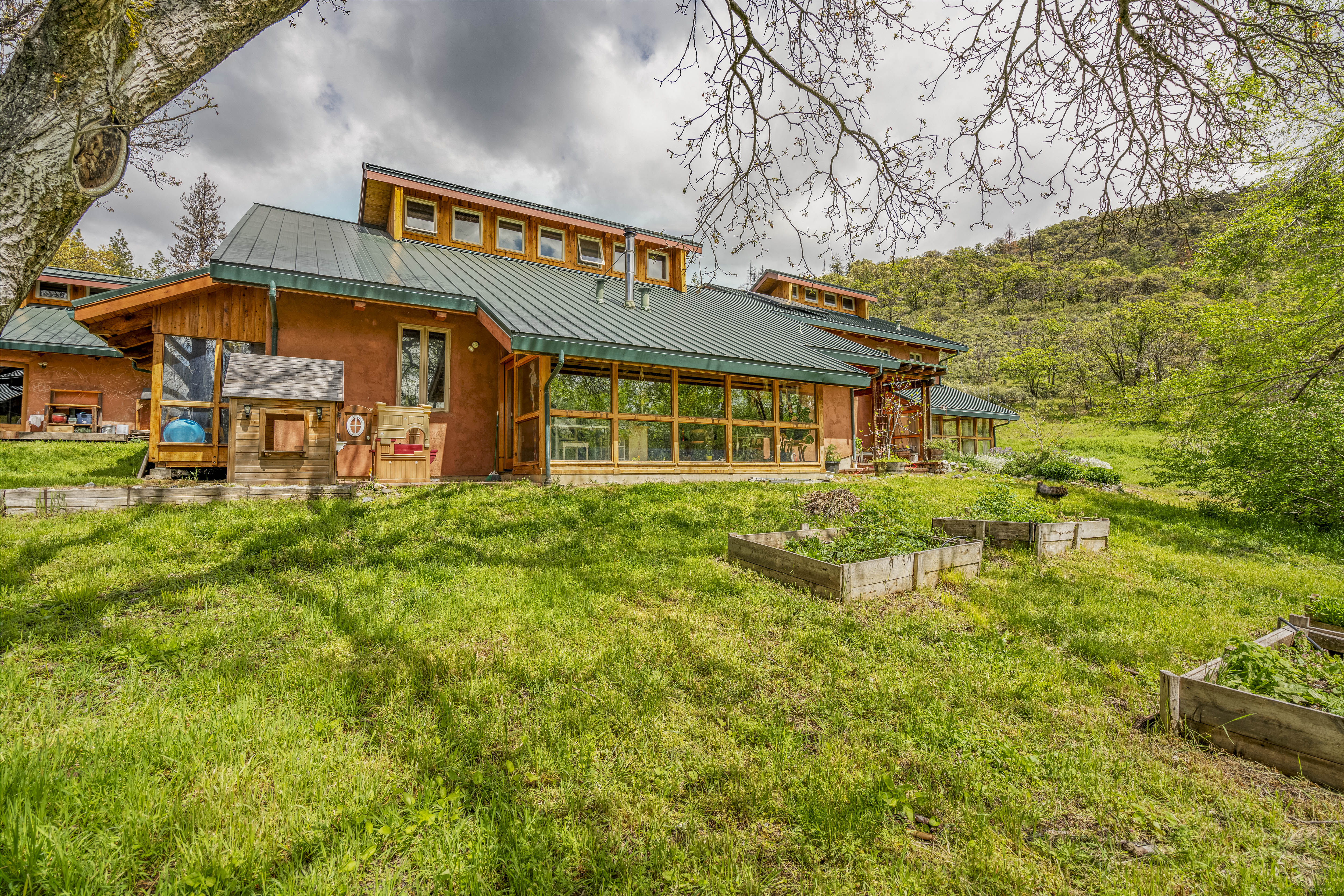 Wolf Gulch Farm - 7000 Little Applegate Road