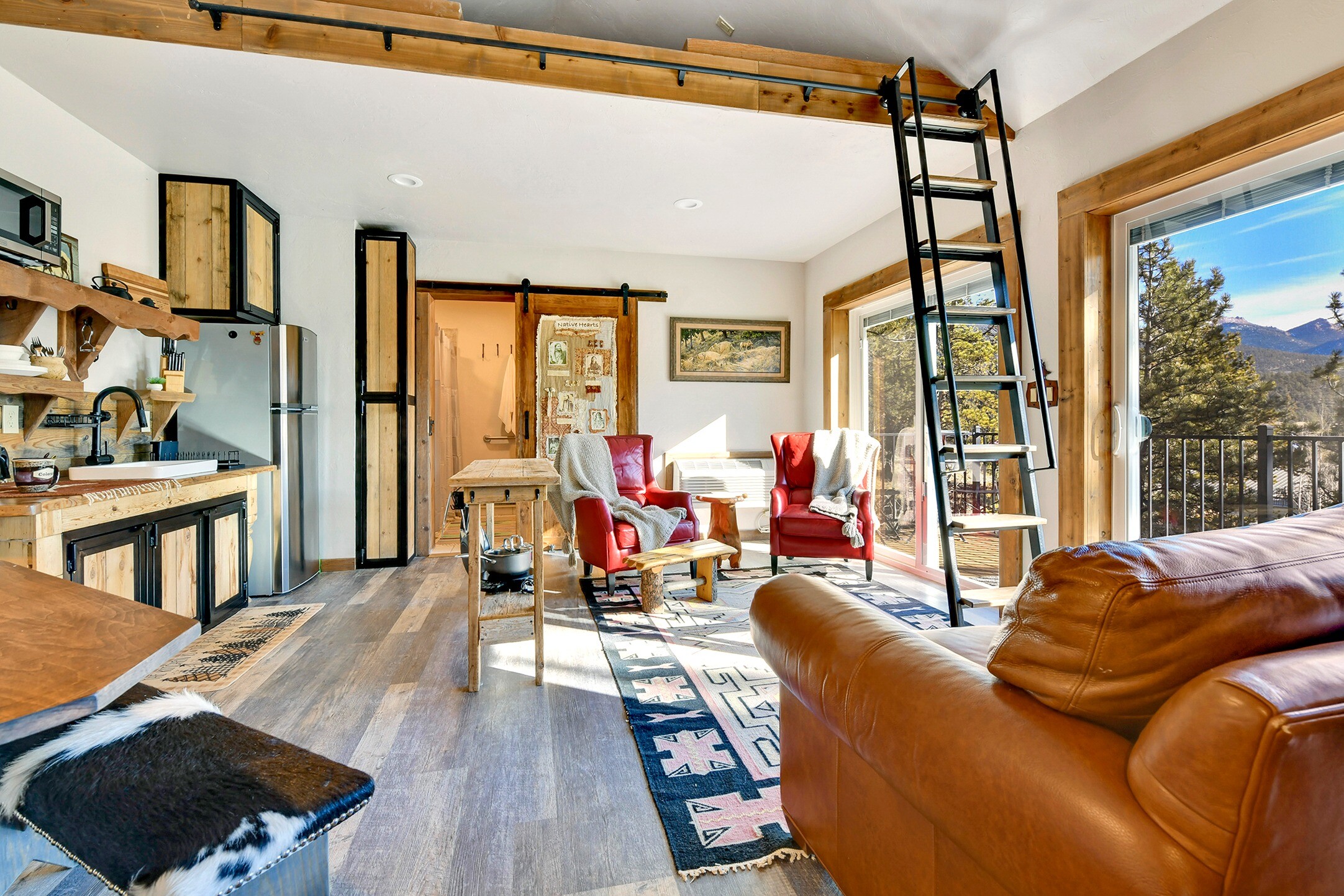 Bison Peak Lodge at Puma Hills