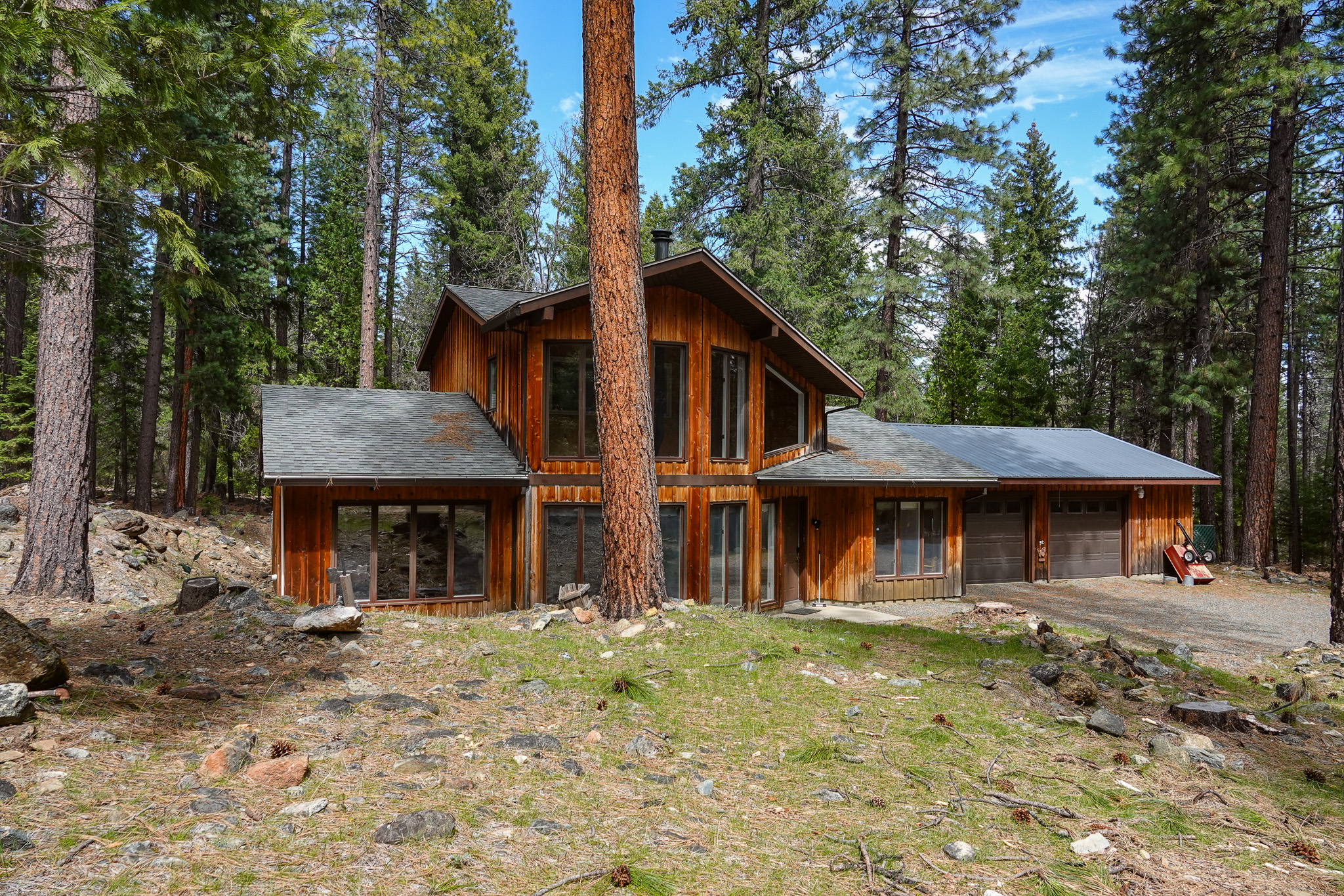 Sniktaw Creek House