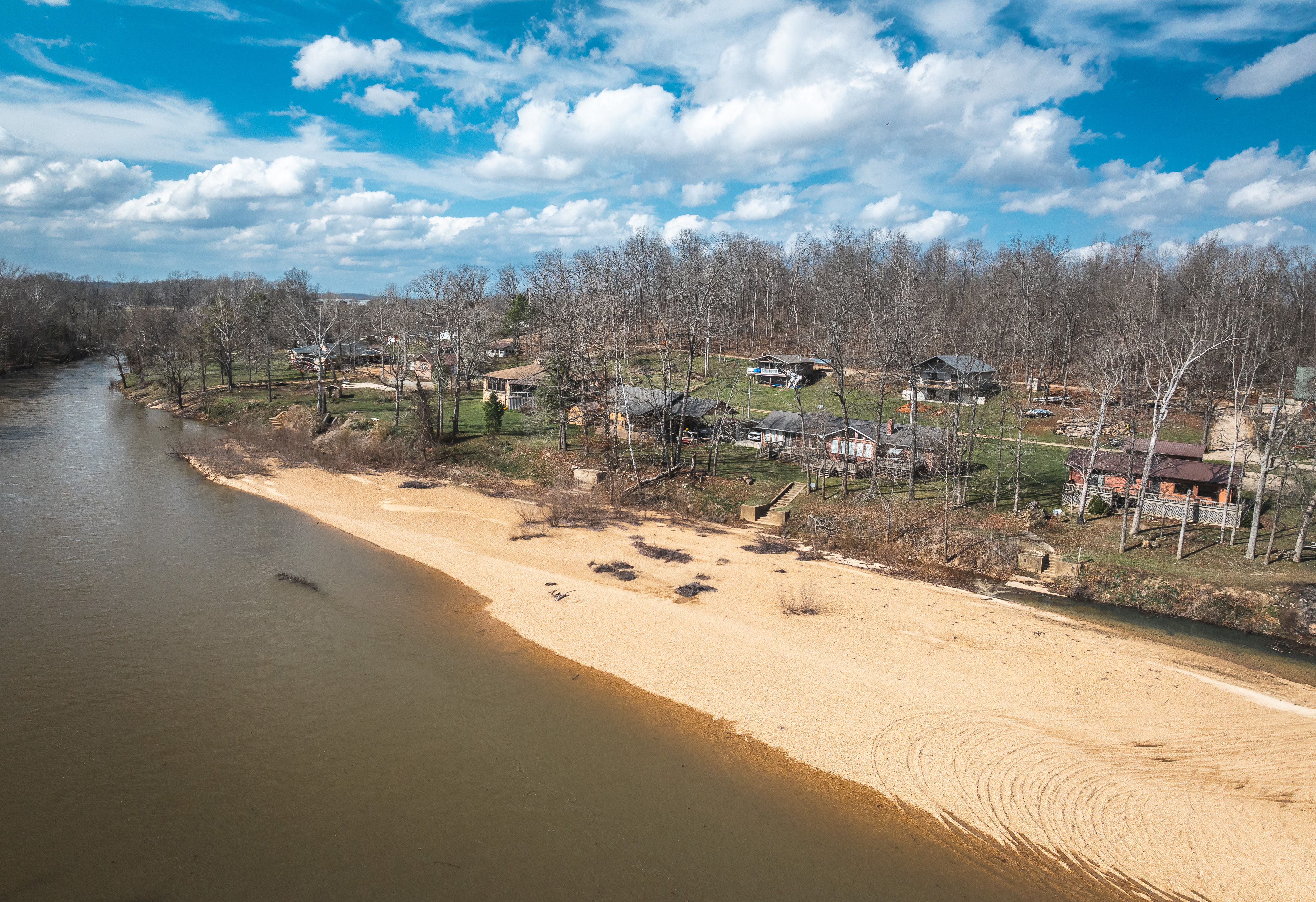The Riverbend Cottage