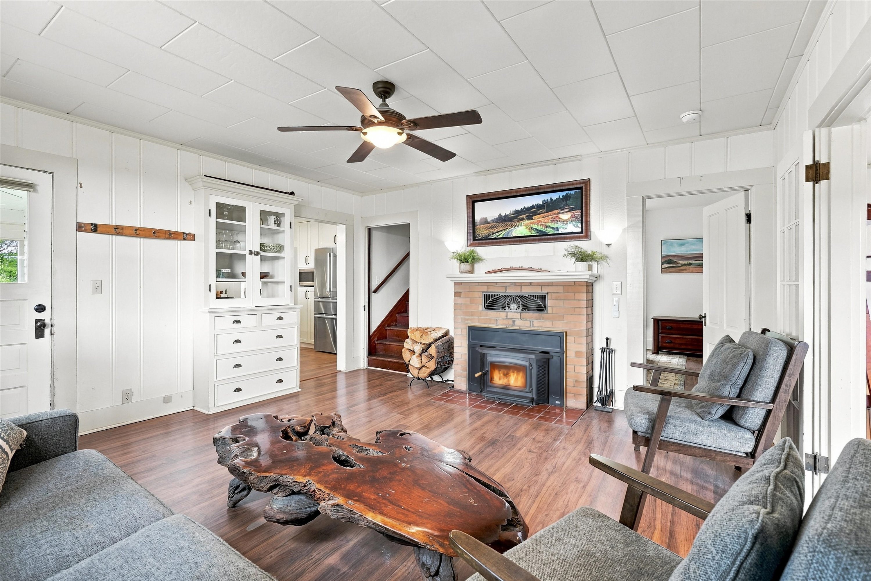 Listing Image 19