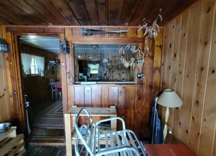 Listing Image 8