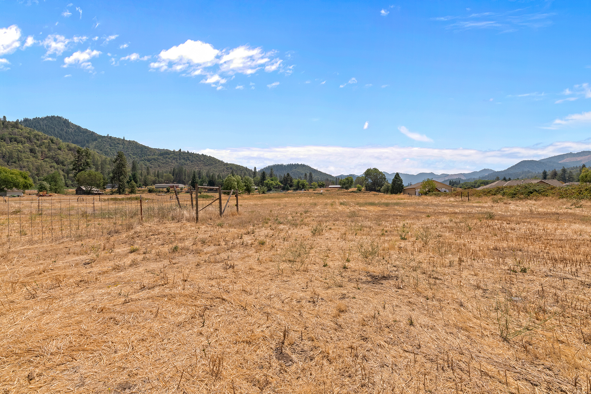 Listing Image 48