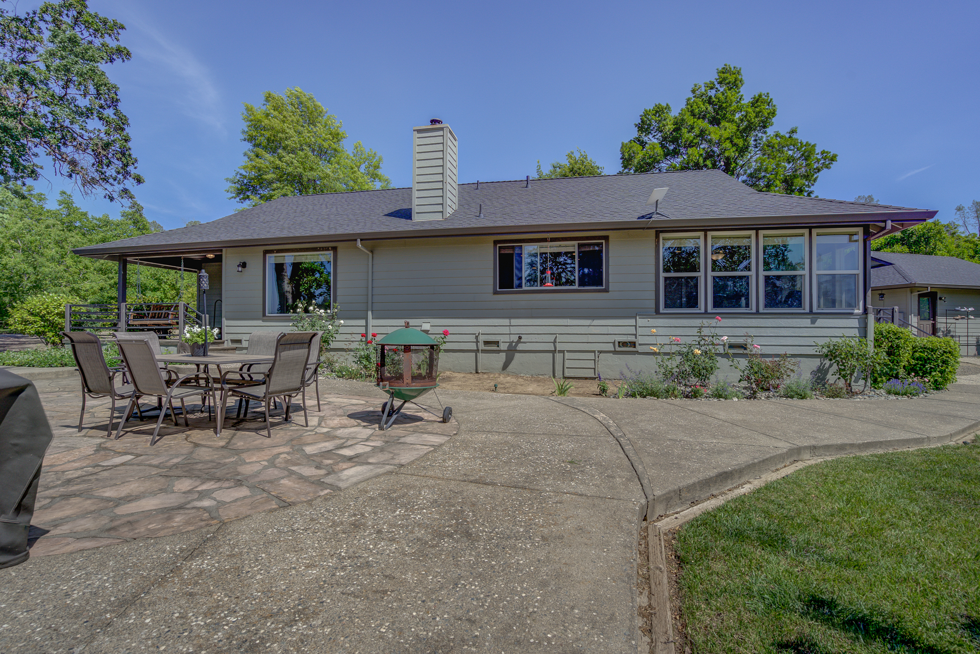 Listing Image 20