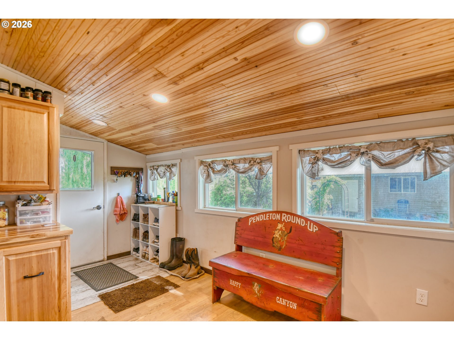 Listing Image 22