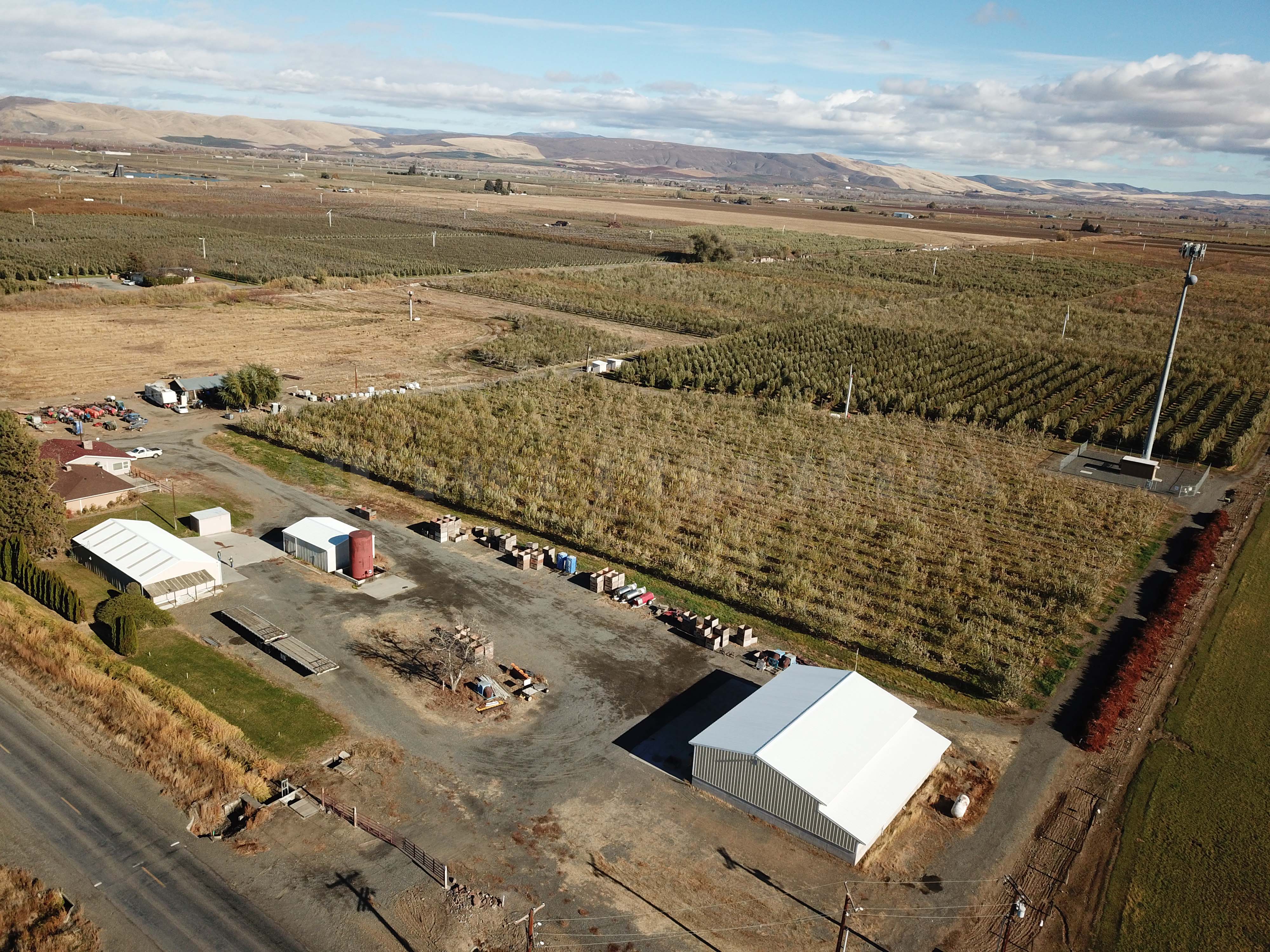 Apple Orchard w Equipment, House and Shops!