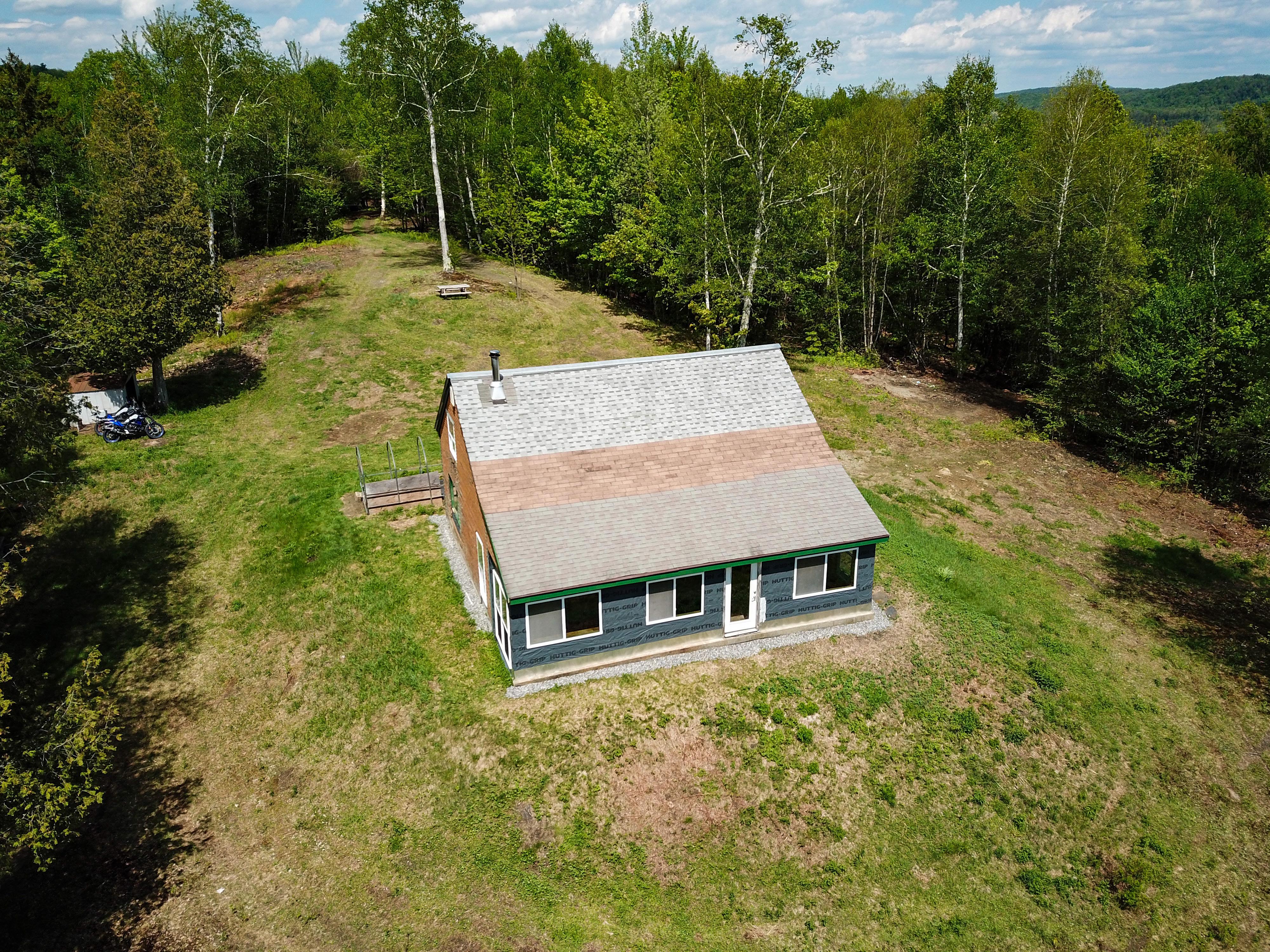 Listing Image 5